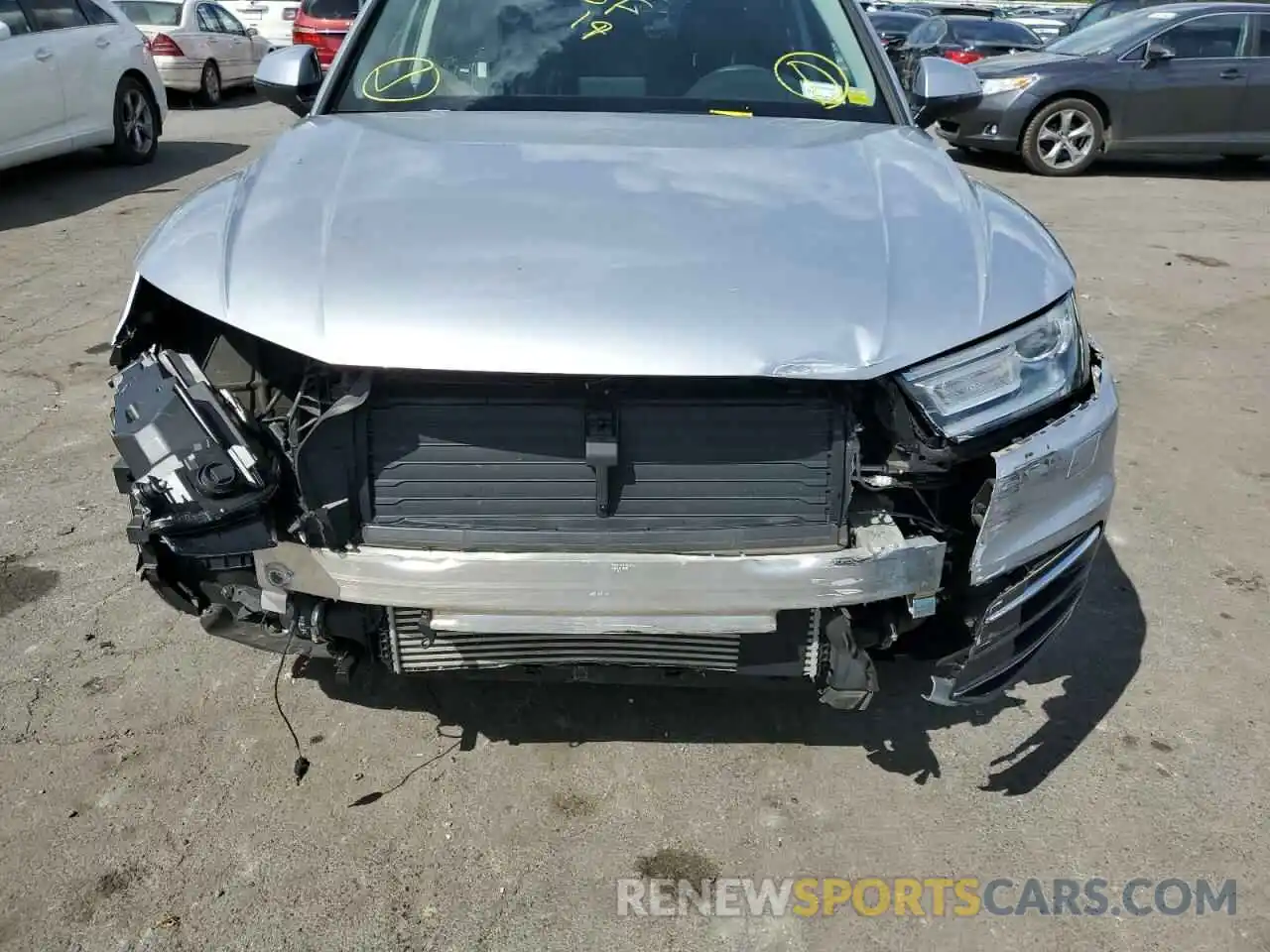 9 Photograph of a damaged car WA1ANAFY3K2063748 AUDI Q5 2019