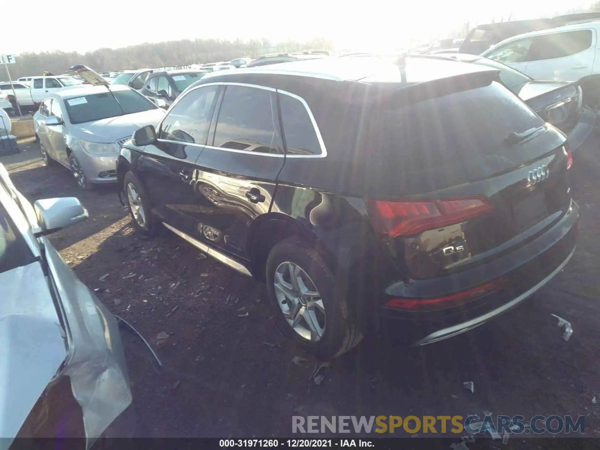 3 Фотография поврежденного автомобиля WA1ANAFY3K2066469 AUDI Q5 2019