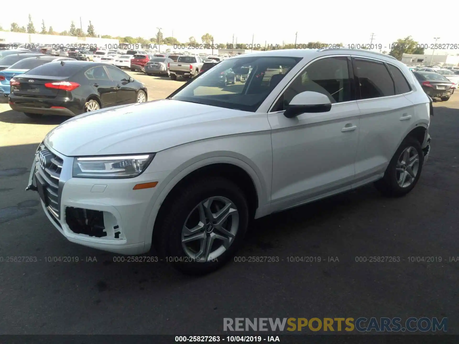 2 Photograph of a damaged car WA1ANAFY3K2067105 AUDI Q5 2019