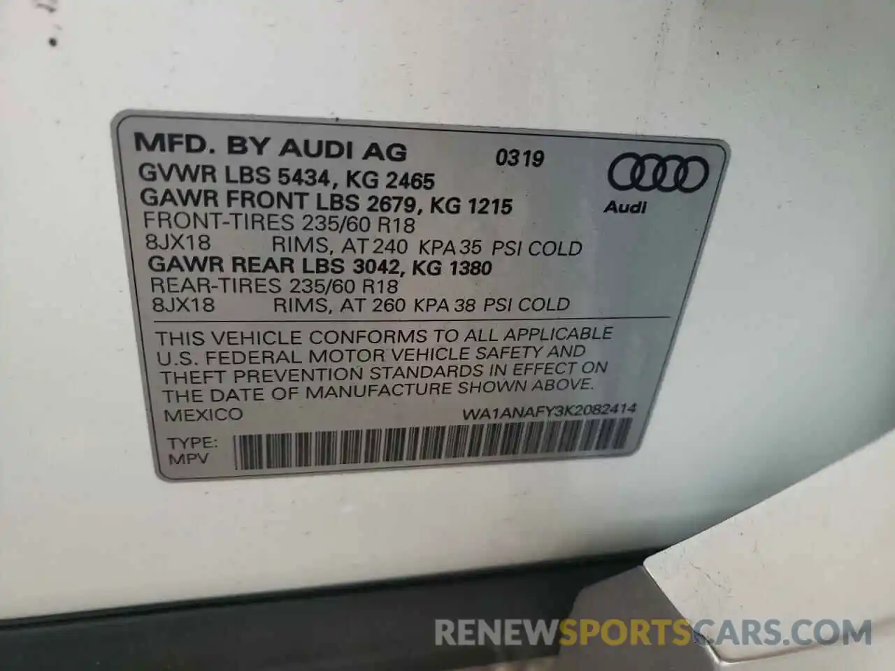 10 Photograph of a damaged car WA1ANAFY3K2082414 AUDI Q5 2019