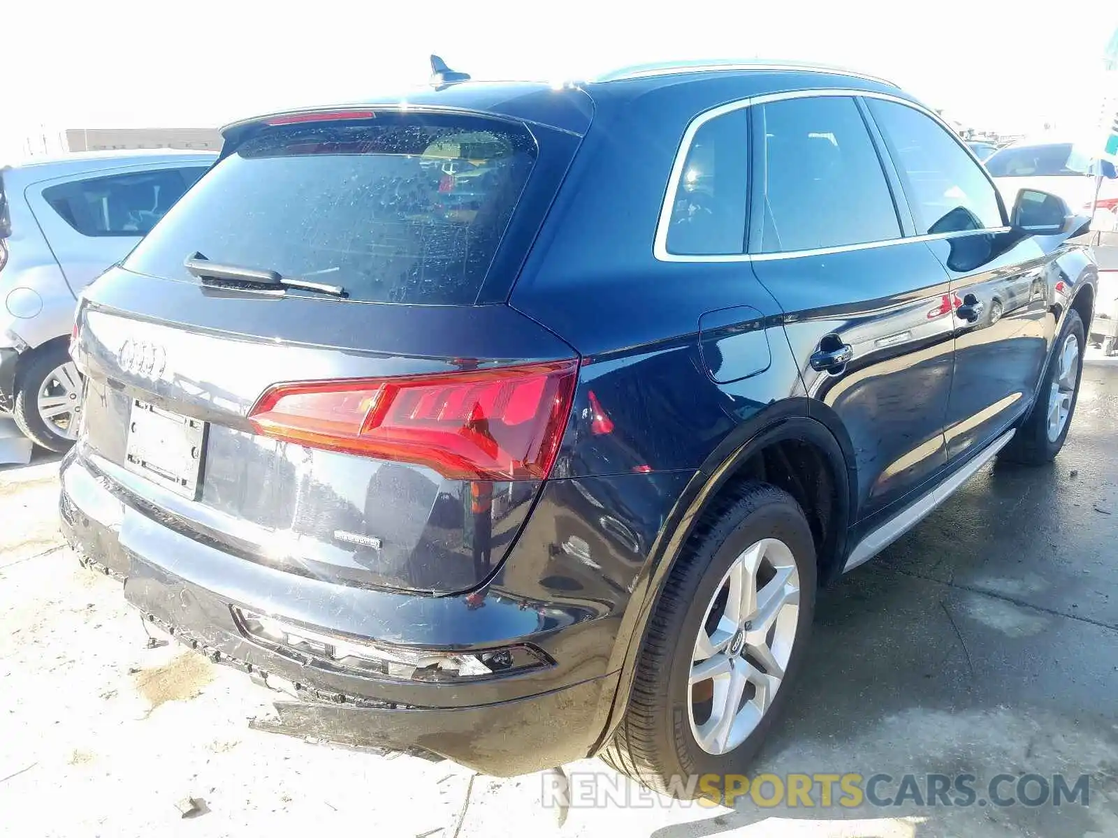 4 Фотография поврежденного автомобиля WA1ANAFY3K2093199 AUDI Q5 2019