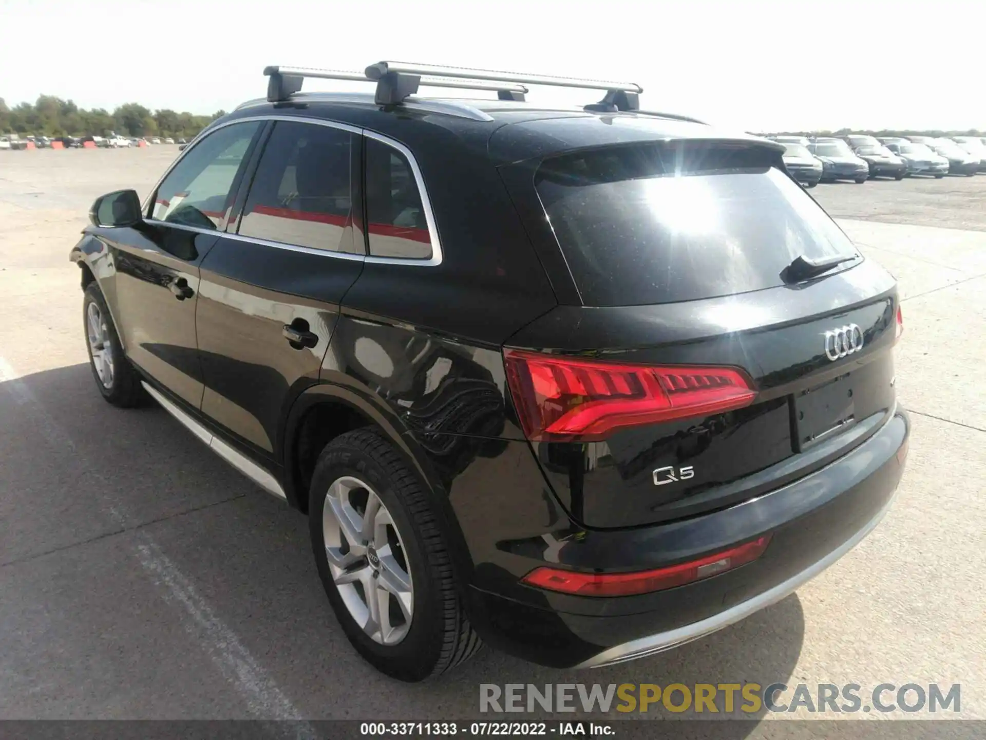 3 Фотография поврежденного автомобиля WA1ANAFY3K2106419 AUDI Q5 2019