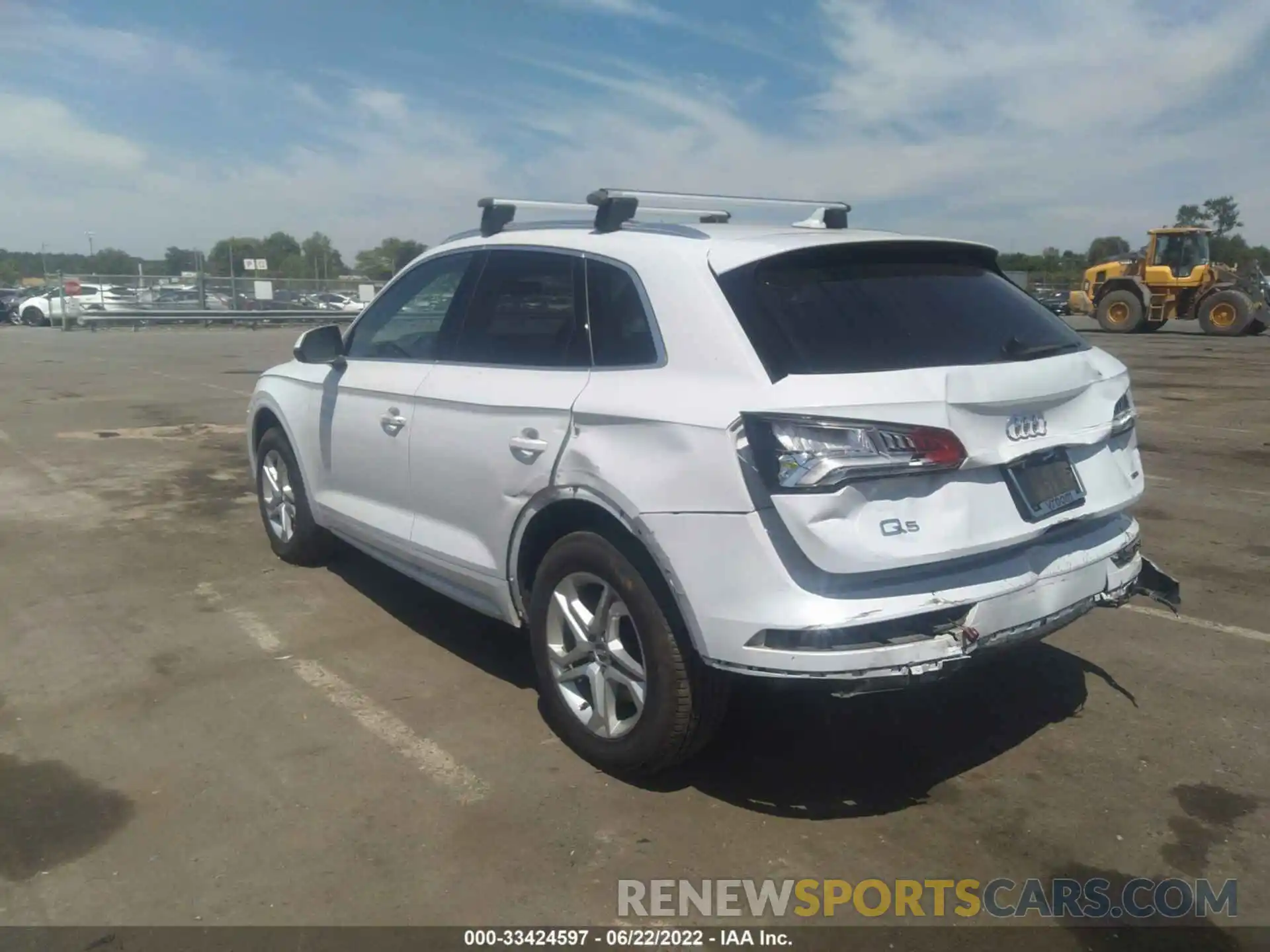 3 Фотография поврежденного автомобиля WA1ANAFY3K2115492 AUDI Q5 2019