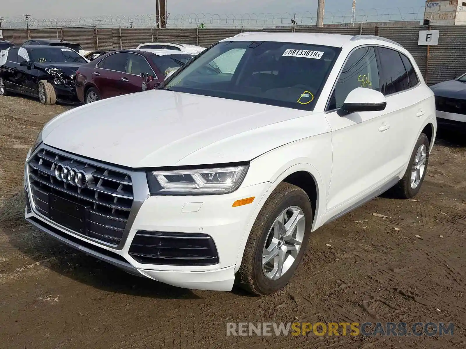 2 Фотография поврежденного автомобиля WA1ANAFY3K2132616 AUDI Q5 2019