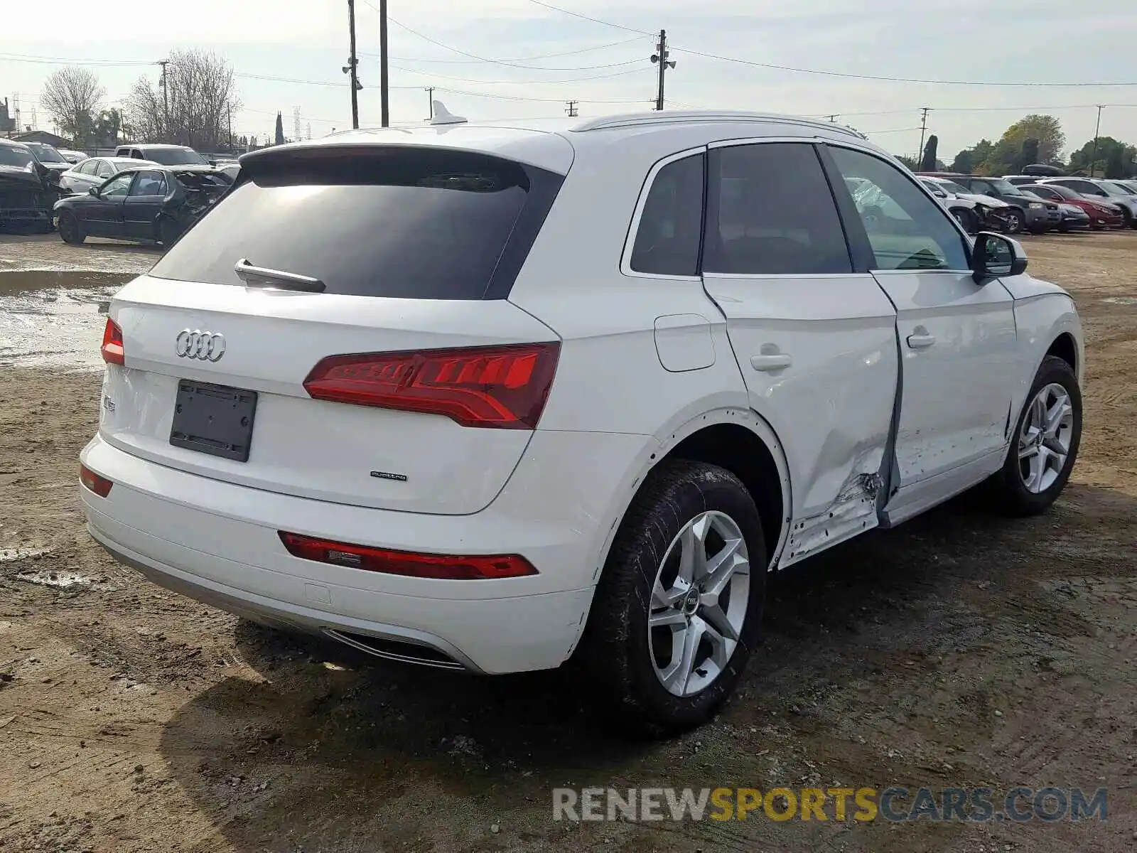 4 Фотография поврежденного автомобиля WA1ANAFY3K2132616 AUDI Q5 2019