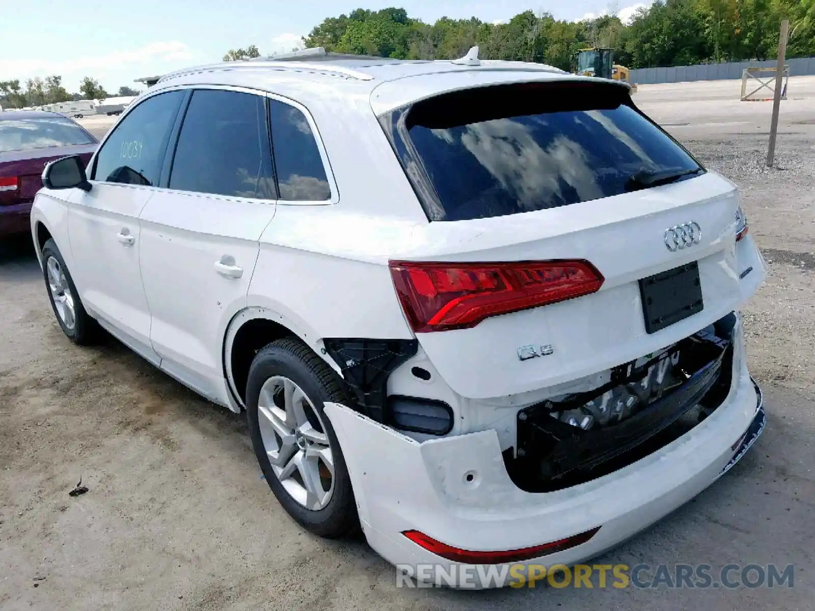 3 Фотография поврежденного автомобиля WA1ANAFY4K2036008 AUDI Q5 2019