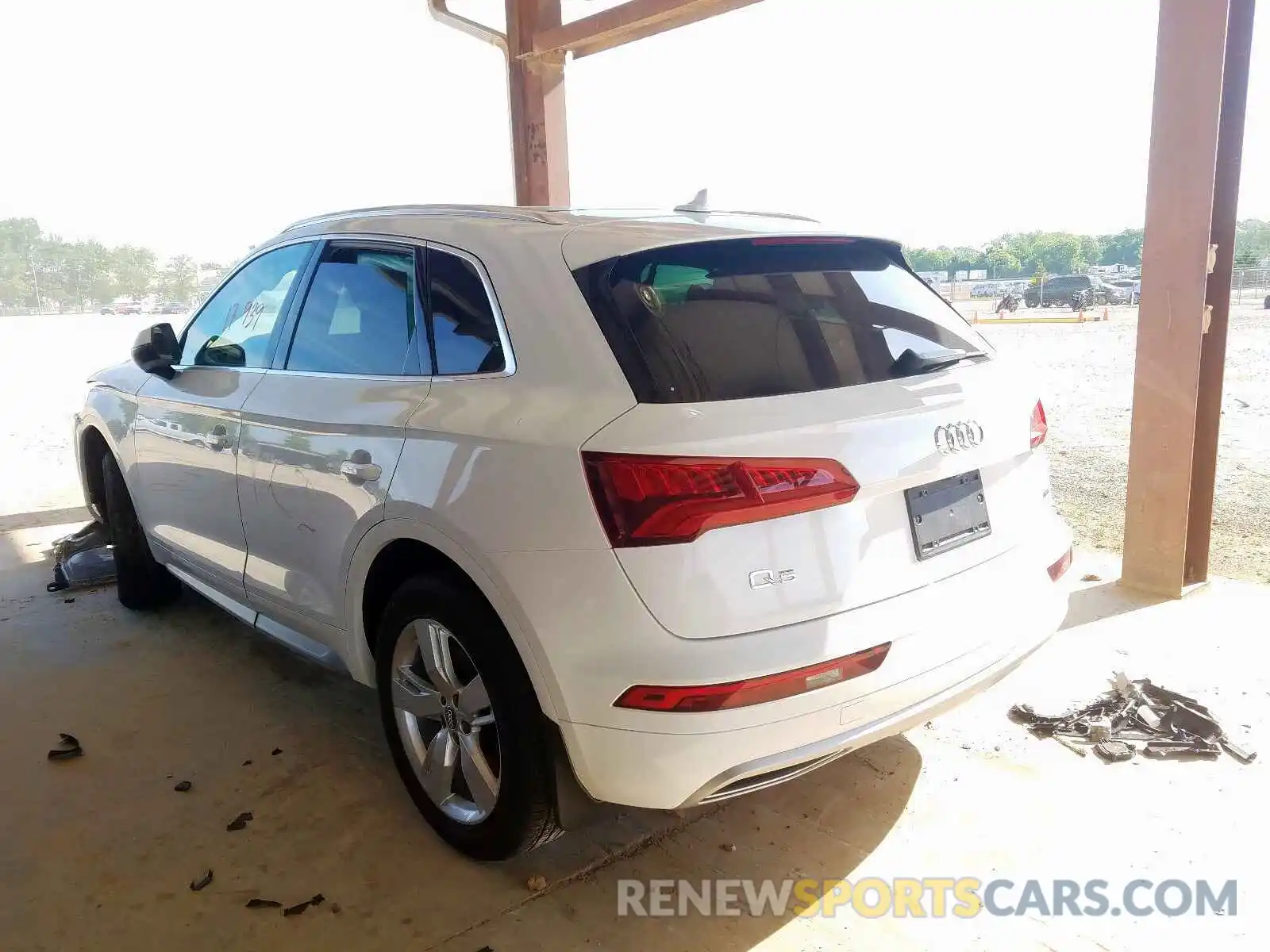 3 Фотография поврежденного автомобиля WA1ANAFY4K2037868 AUDI Q5 2019