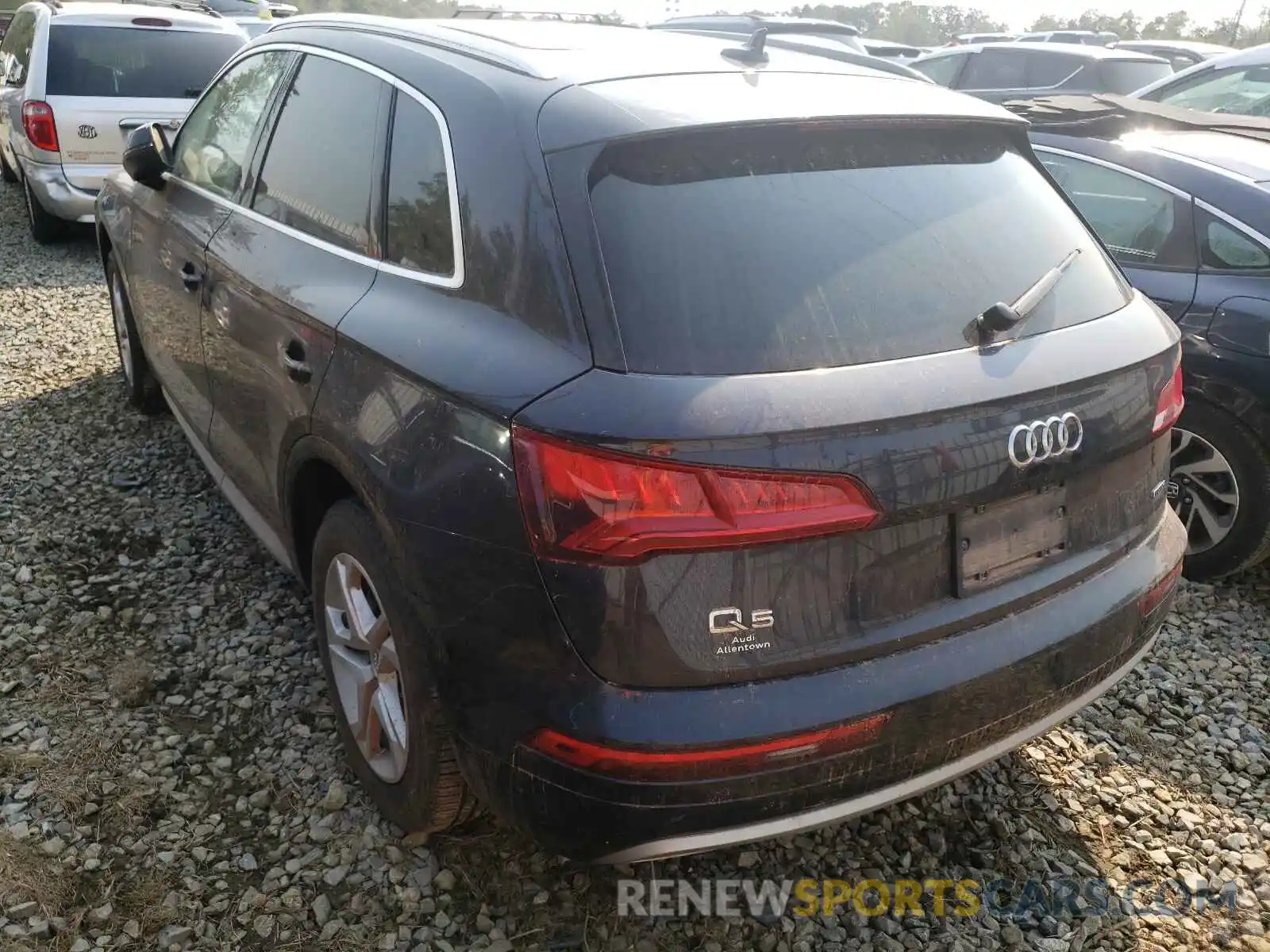 3 Фотография поврежденного автомобиля WA1ANAFY4K2046487 AUDI Q5 2019