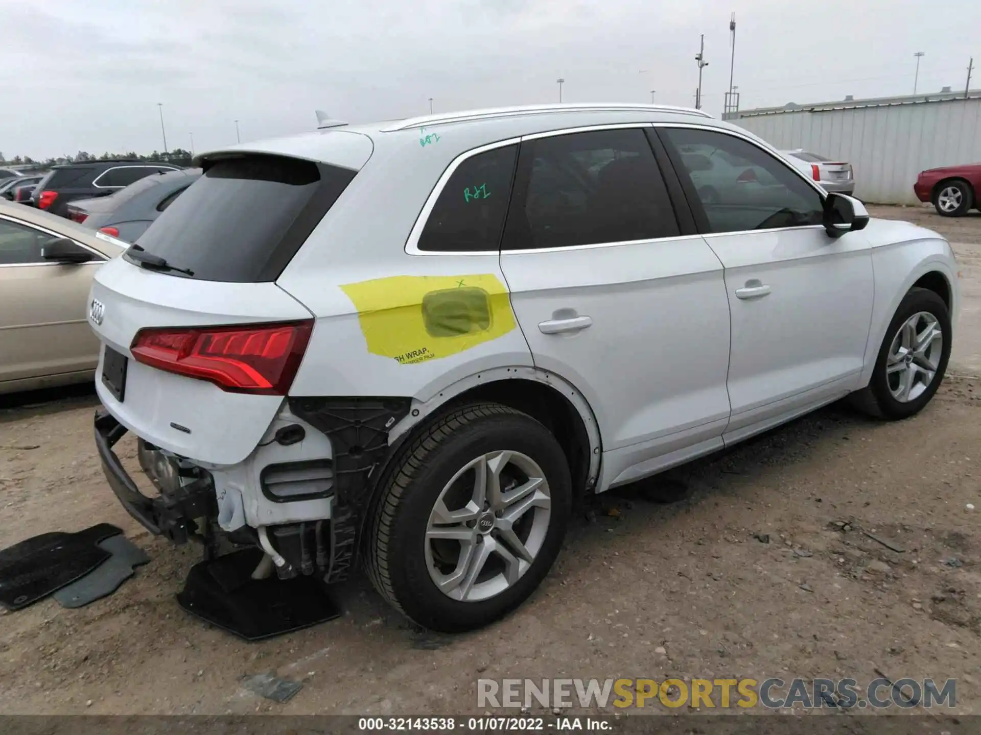 4 Фотография поврежденного автомобиля WA1ANAFY4K2059241 AUDI Q5 2019