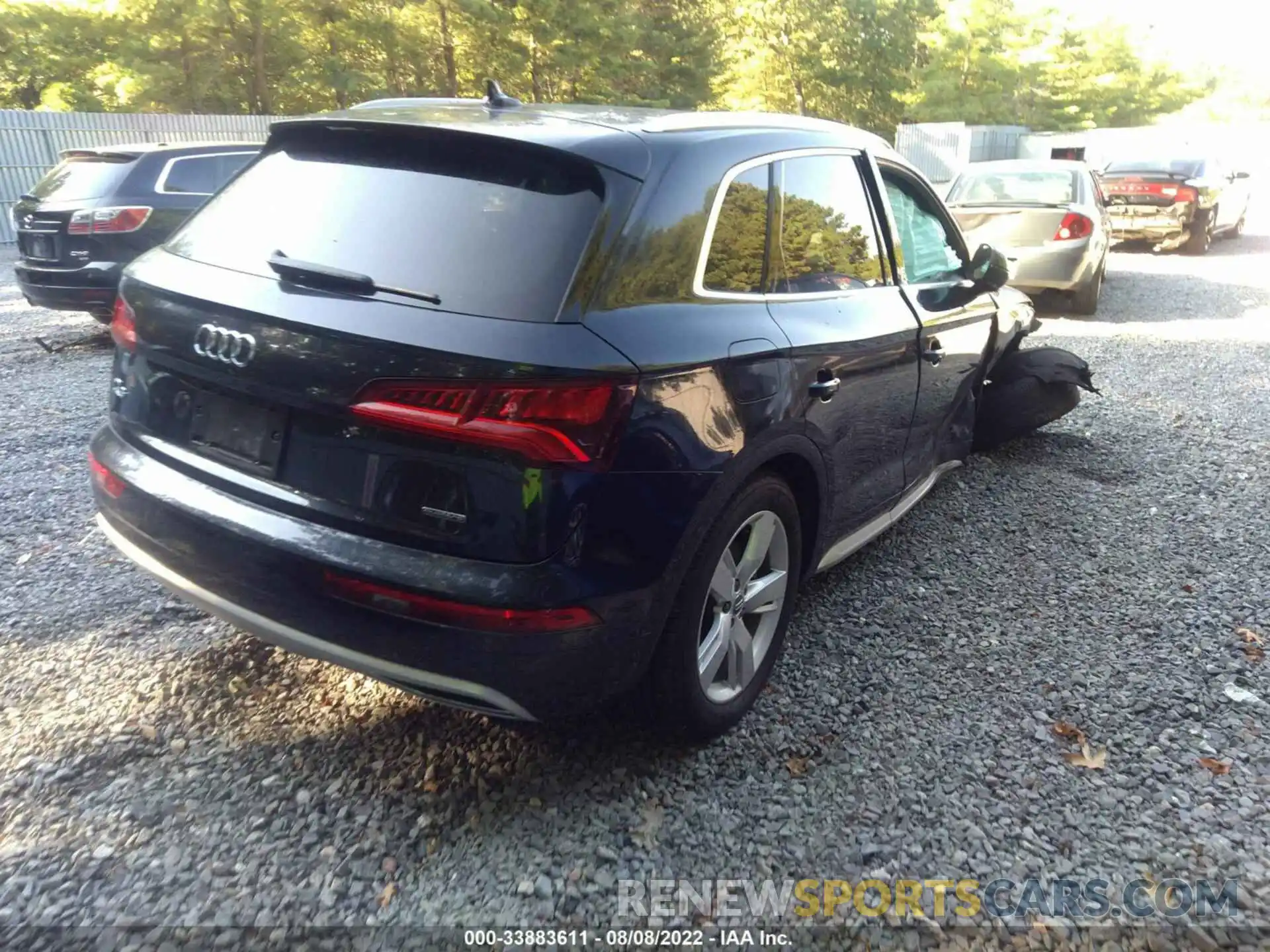 4 Photograph of a damaged car WA1ANAFY4K2074869 AUDI Q5 2019