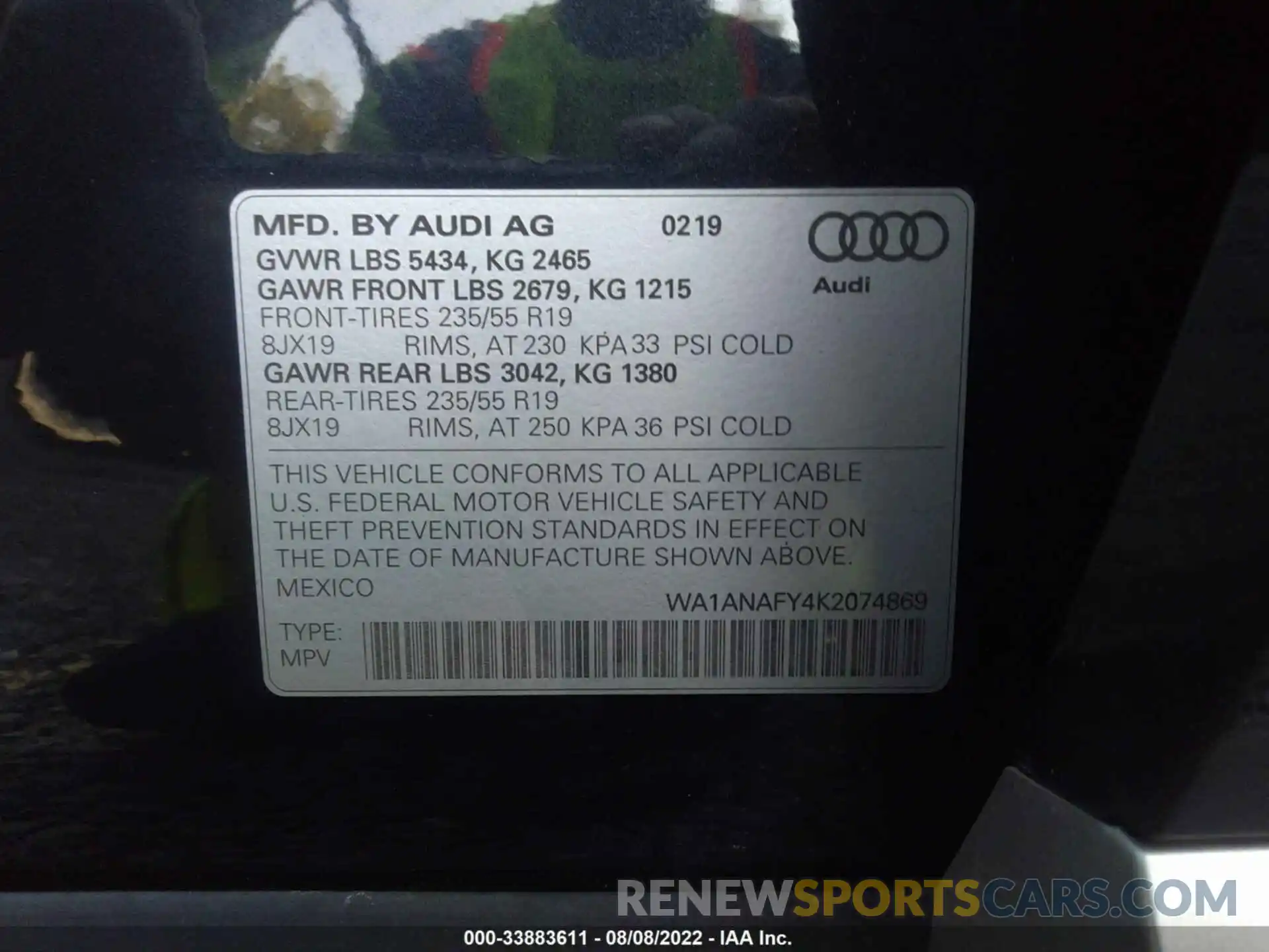 9 Photograph of a damaged car WA1ANAFY4K2074869 AUDI Q5 2019