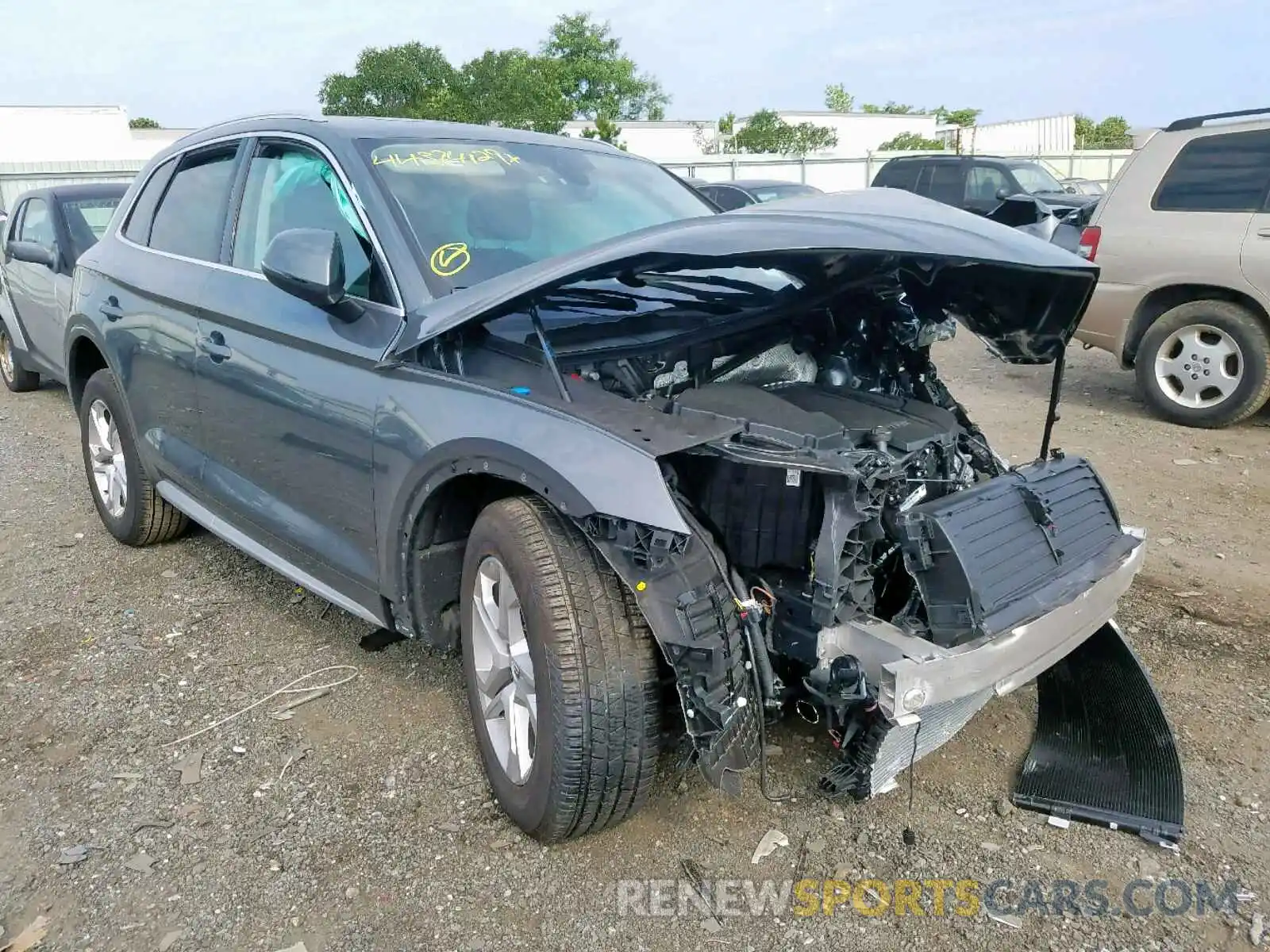 1 Photograph of a damaged car WA1ANAFY4K2090876 AUDI Q5 2019