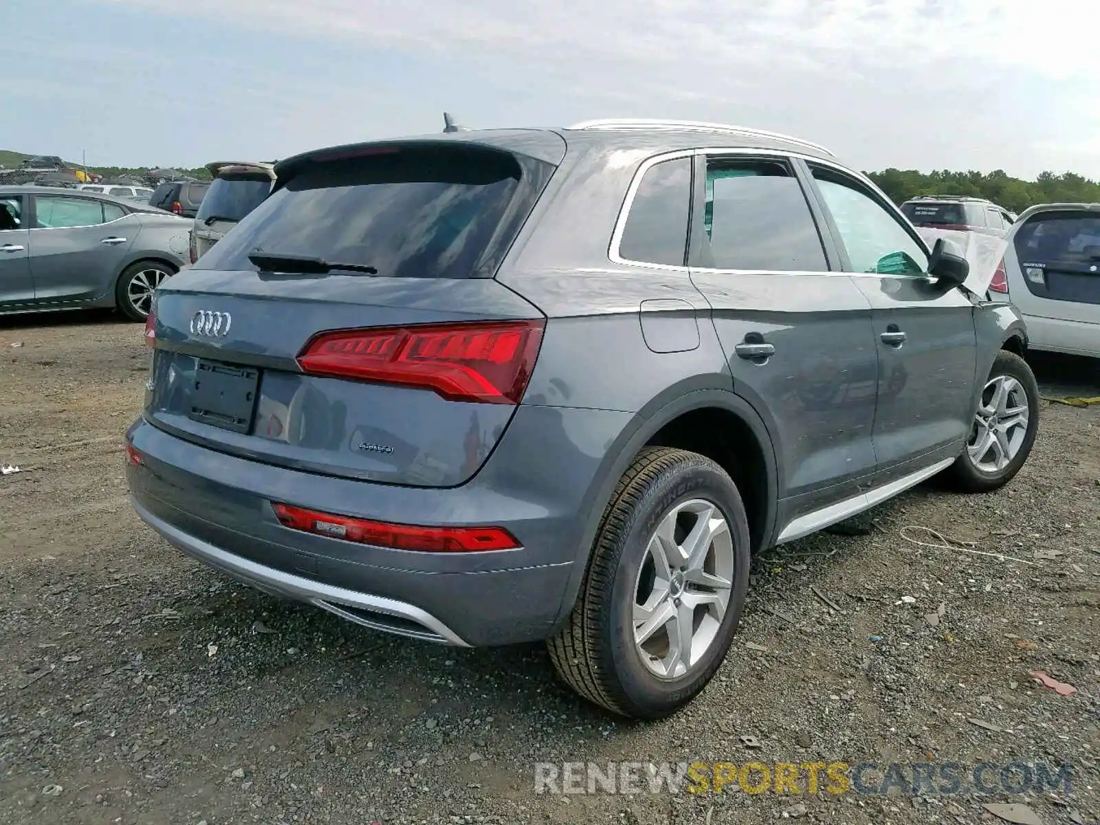 4 Фотография поврежденного автомобиля WA1ANAFY4K2090876 AUDI Q5 2019