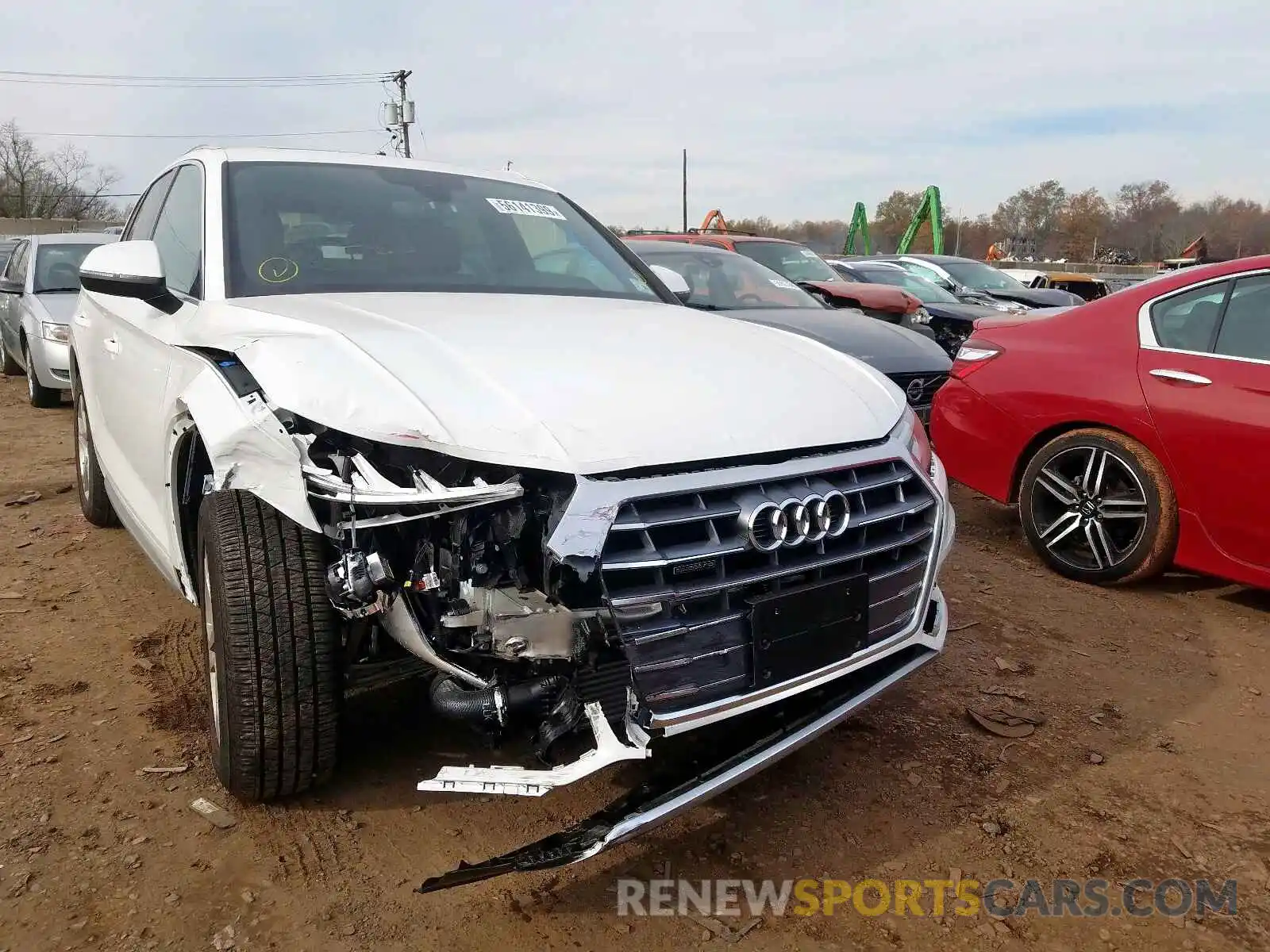 1 Photograph of a damaged car WA1ANAFY4K2100984 AUDI Q5 2019