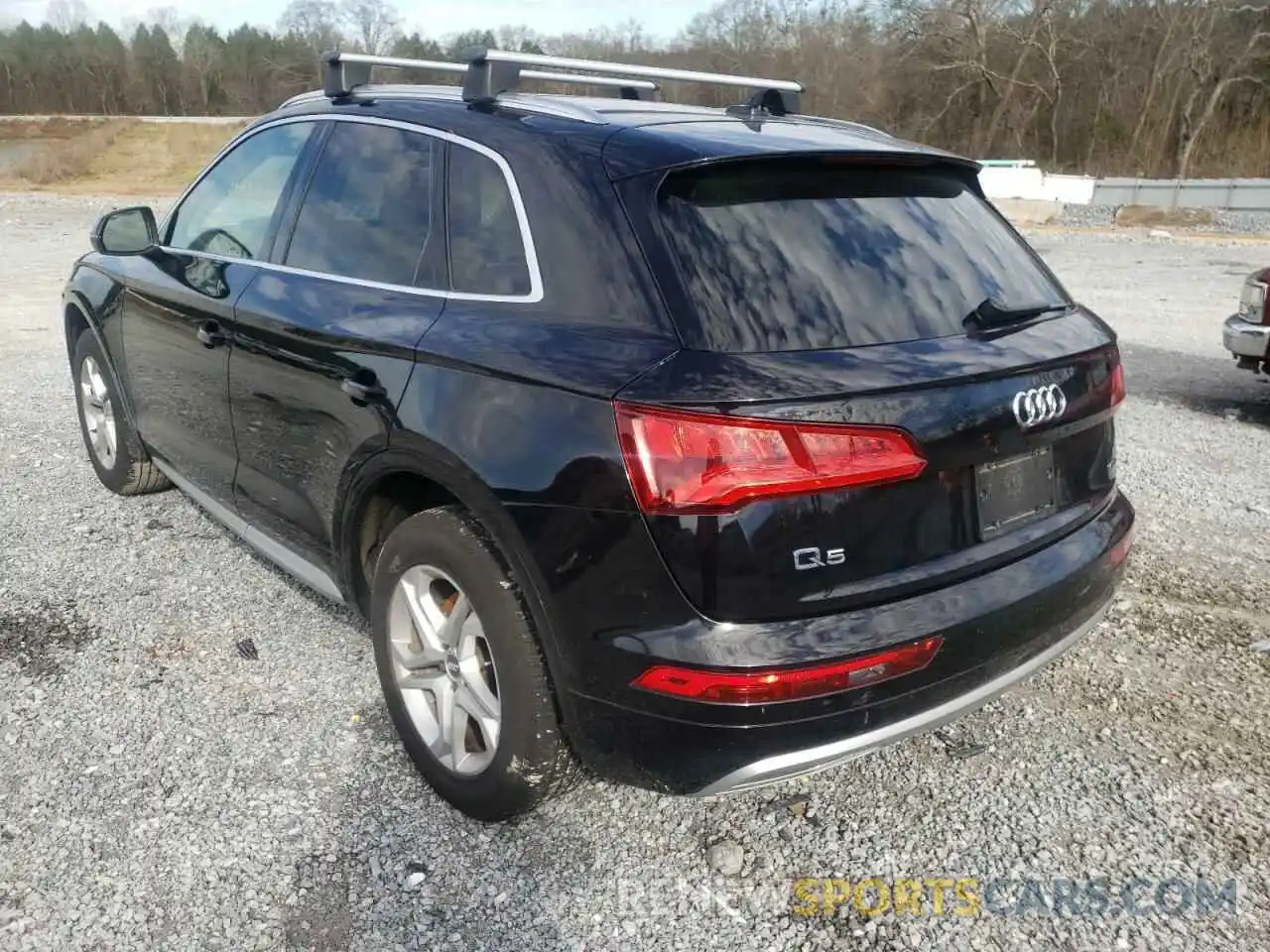 3 Фотография поврежденного автомобиля WA1ANAFY4K2112150 AUDI Q5 2019