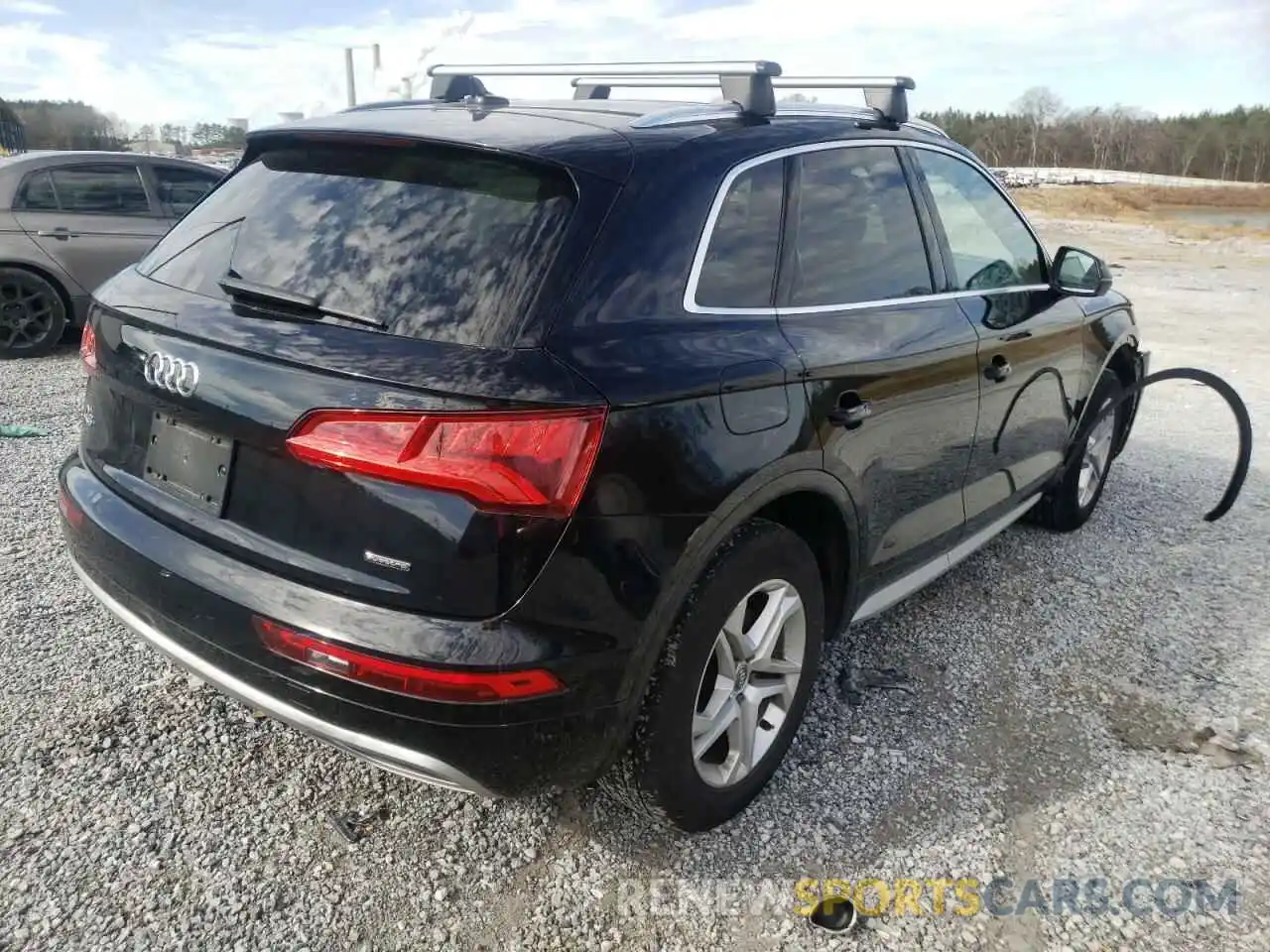 4 Фотография поврежденного автомобиля WA1ANAFY4K2112150 AUDI Q5 2019