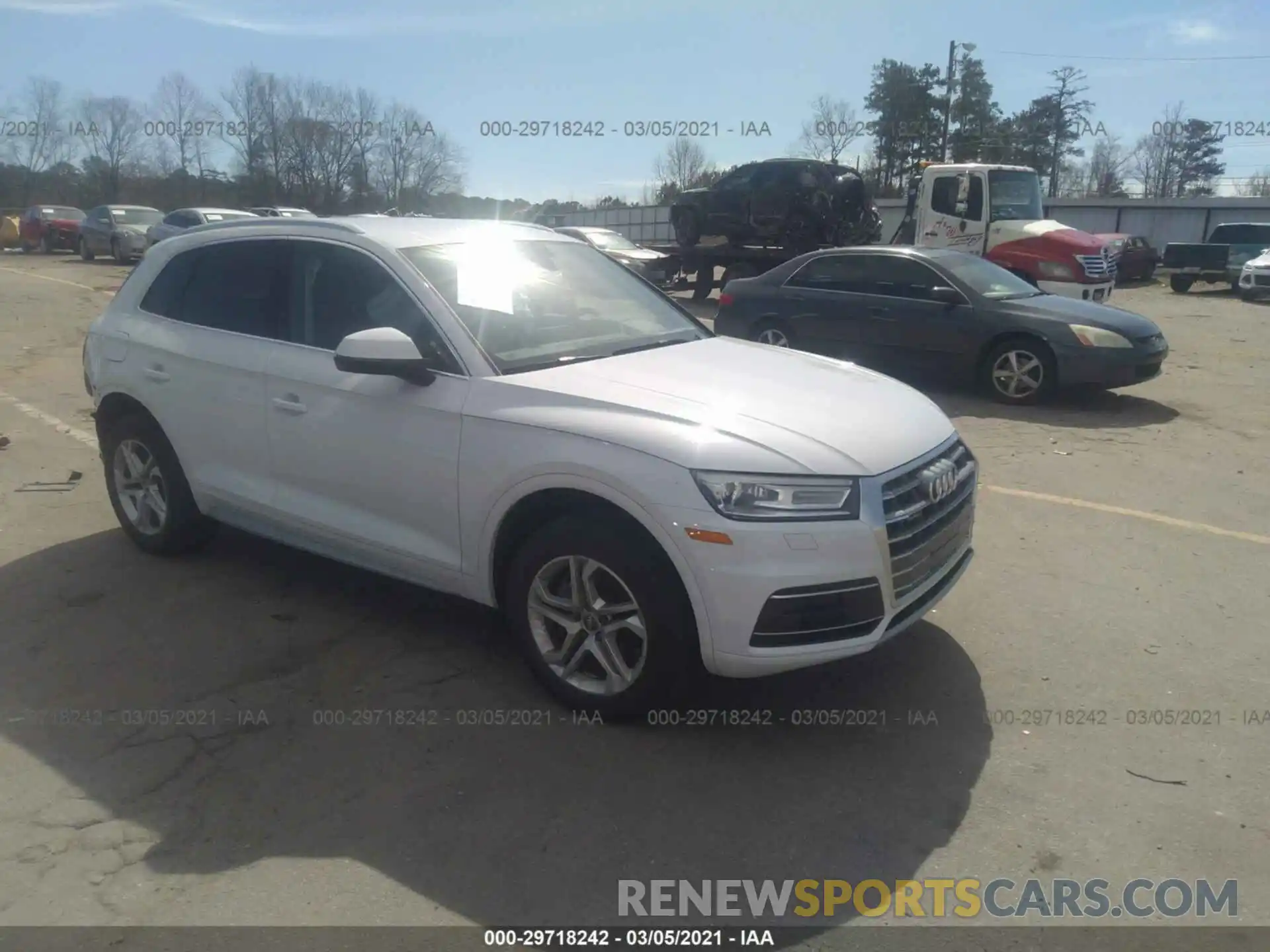 1 Photograph of a damaged car WA1ANAFY4K2112696 AUDI Q5 2019