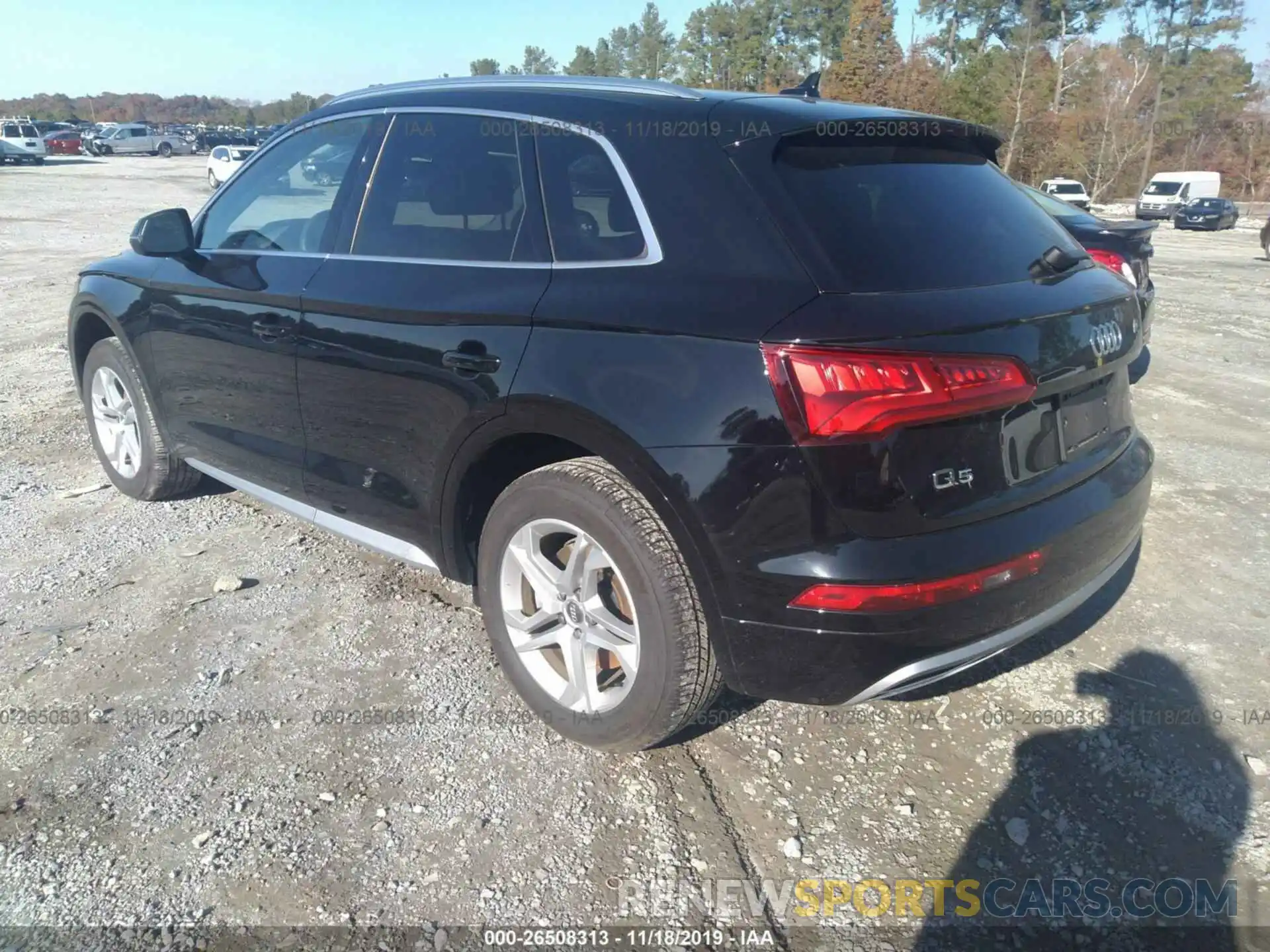 3 Фотография поврежденного автомобиля WA1ANAFY4K2119079 AUDI Q5 2019