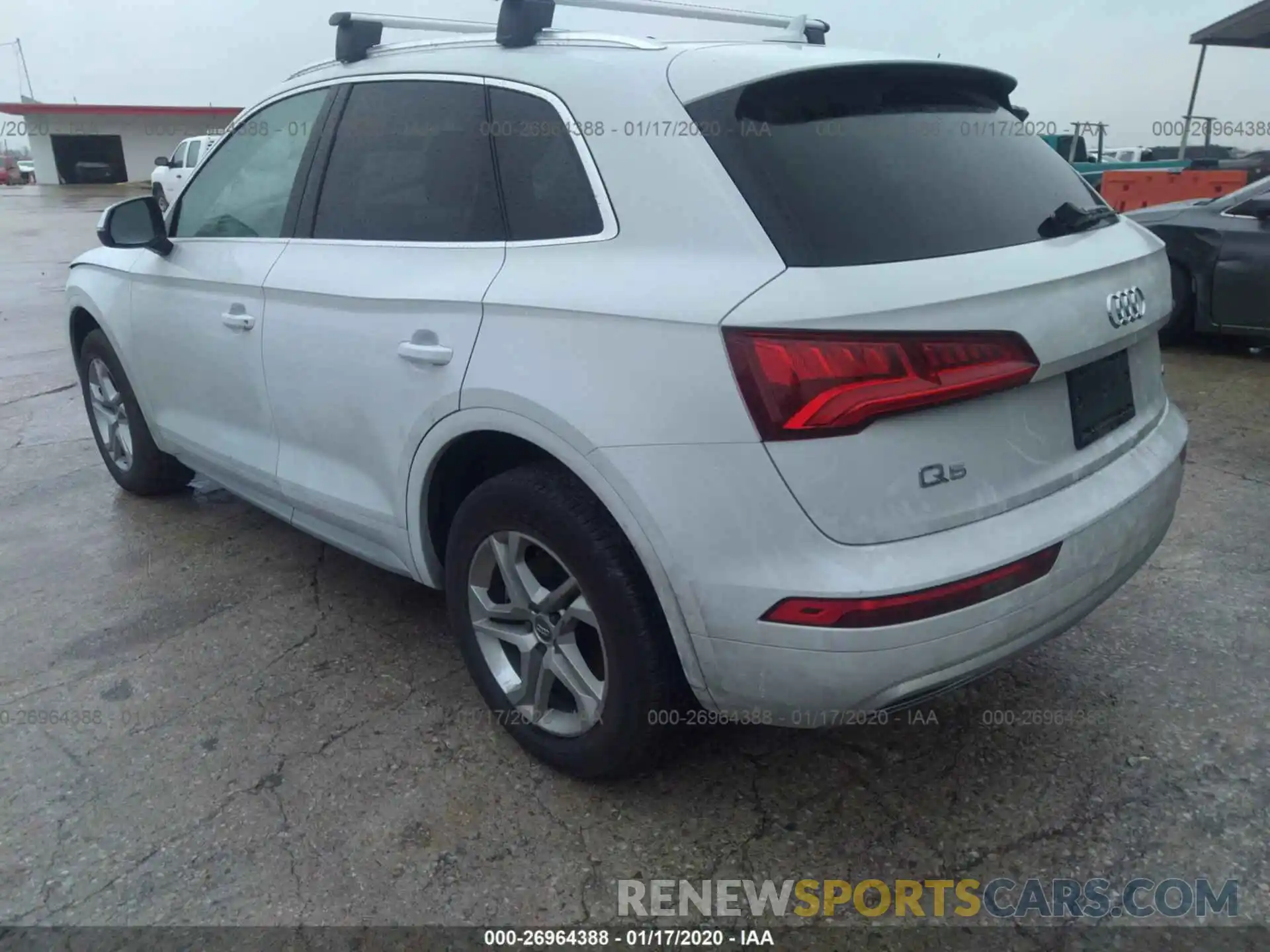 3 Фотография поврежденного автомобиля WA1ANAFY4K2127747 AUDI Q5 2019