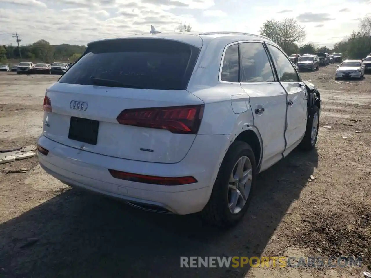 4 Photograph of a damaged car WA1ANAFY4K2130244 AUDI Q5 2019