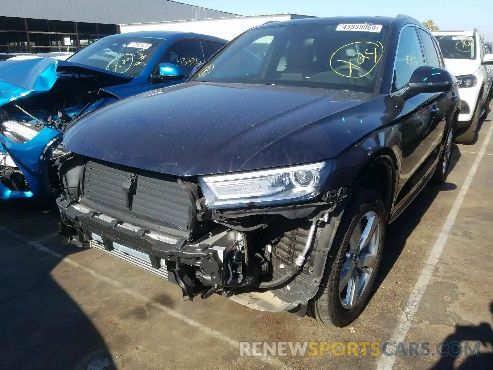 2 Photograph of a damaged car WA1ANAFY4K2142751 AUDI Q5 2019