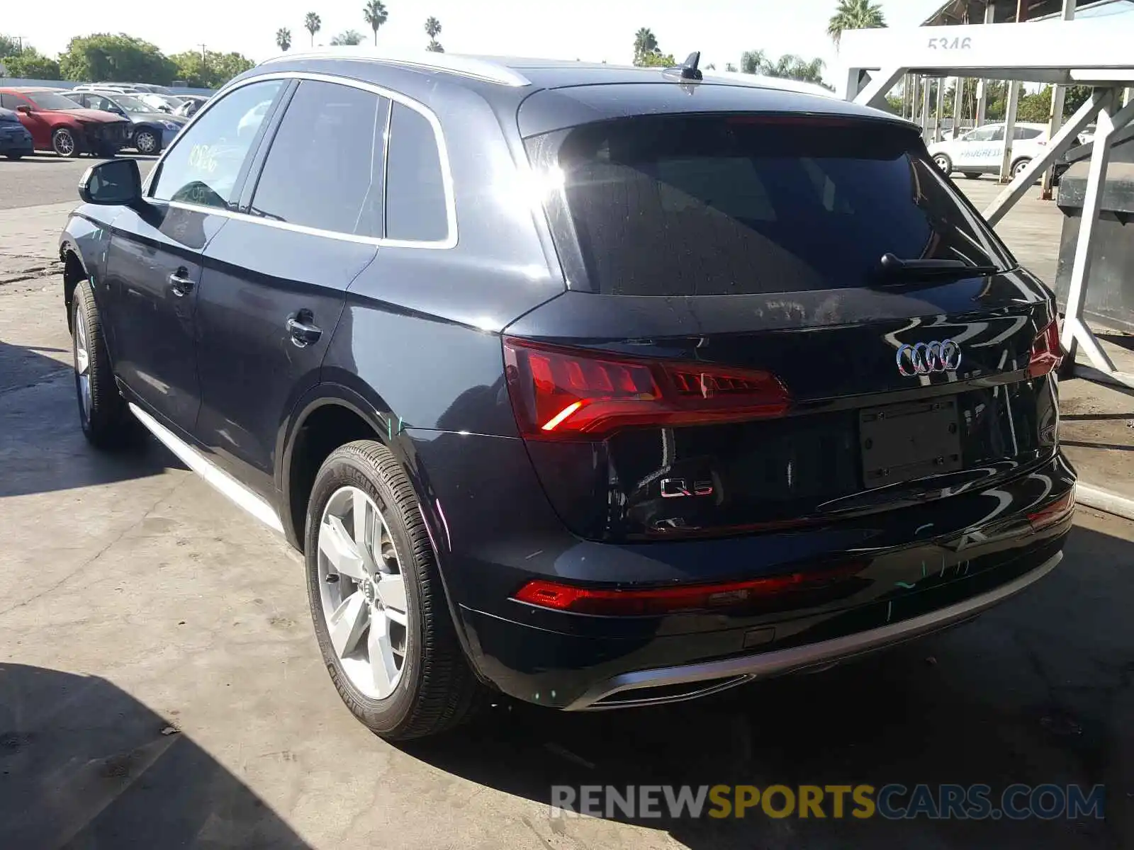 3 Фотография поврежденного автомобиля WA1ANAFY4K2142751 AUDI Q5 2019