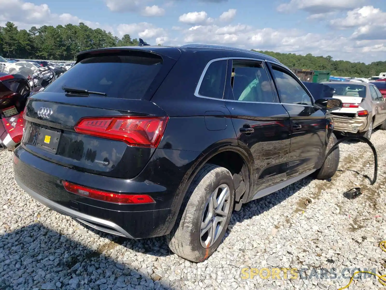 4 Фотография поврежденного автомобиля WA1ANAFY5K2021548 AUDI Q5 2019