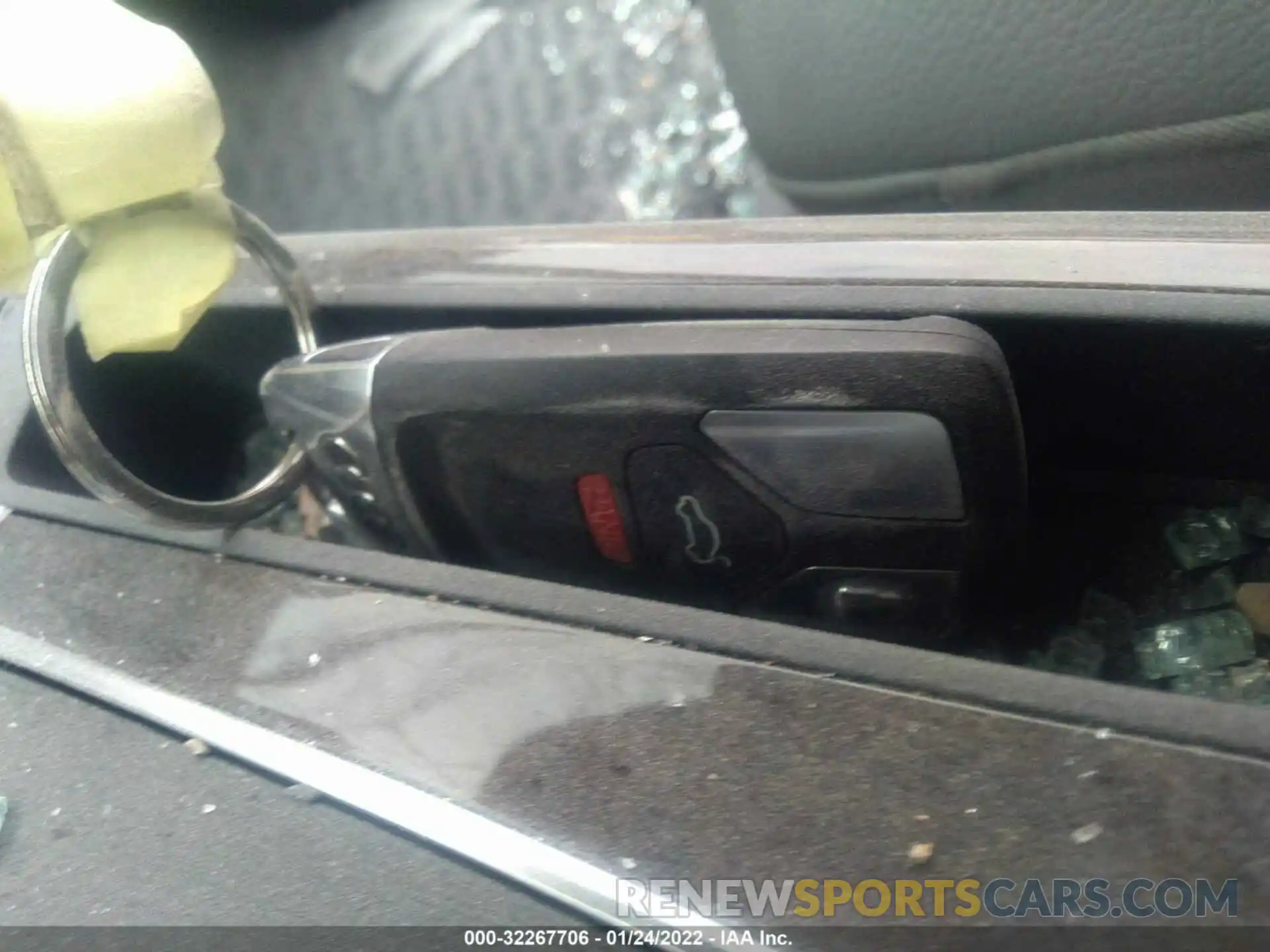 11 Photograph of a damaged car WA1ANAFY5K2022800 AUDI Q5 2019