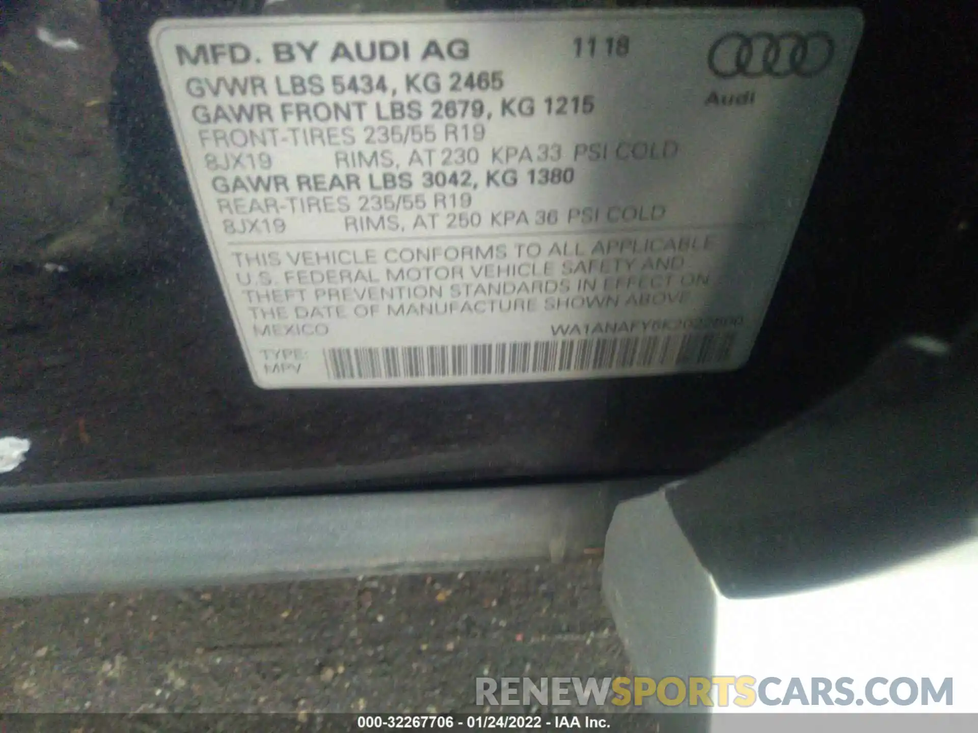 9 Photograph of a damaged car WA1ANAFY5K2022800 AUDI Q5 2019