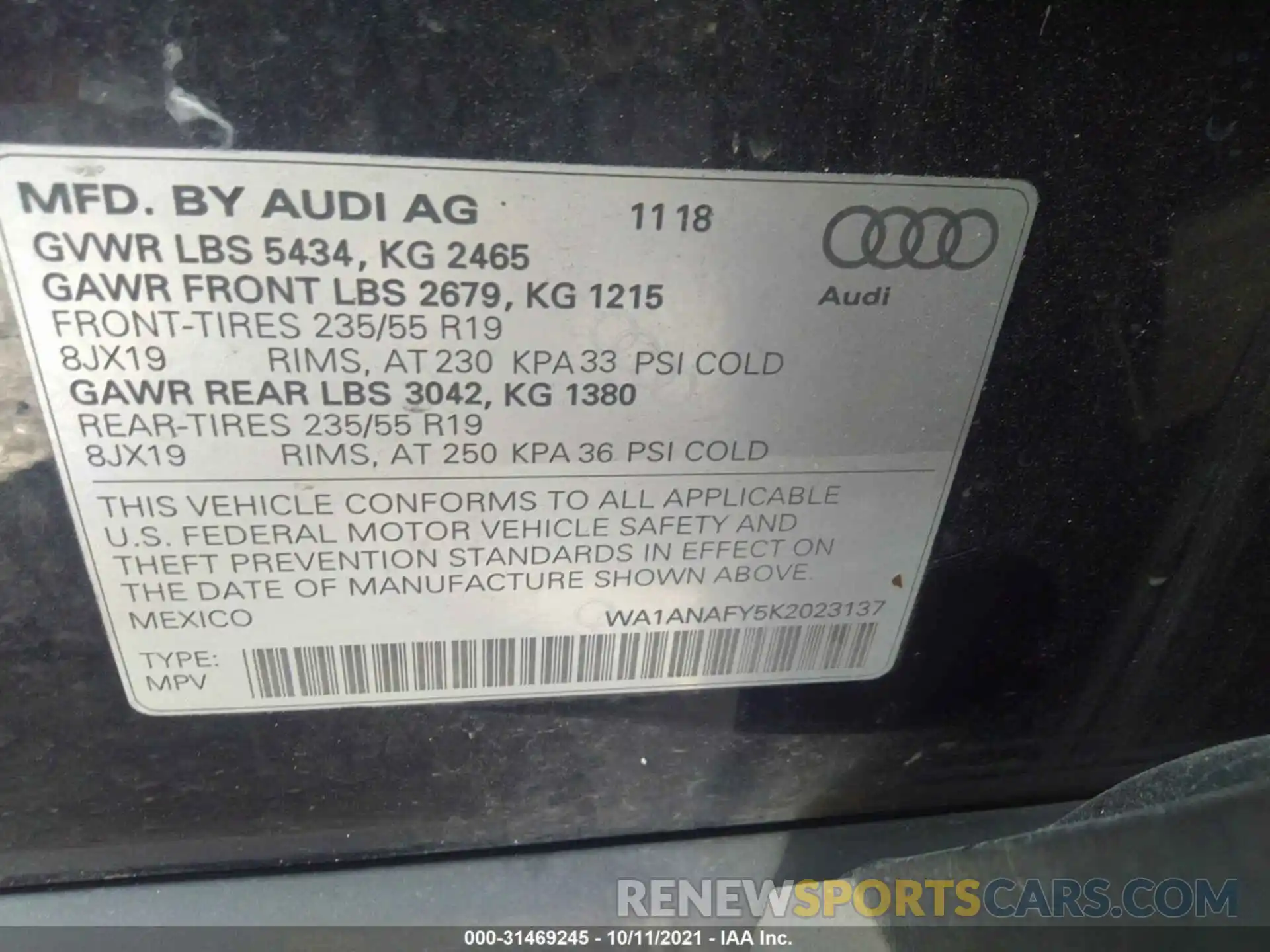 9 Photograph of a damaged car WA1ANAFY5K2023137 AUDI Q5 2019