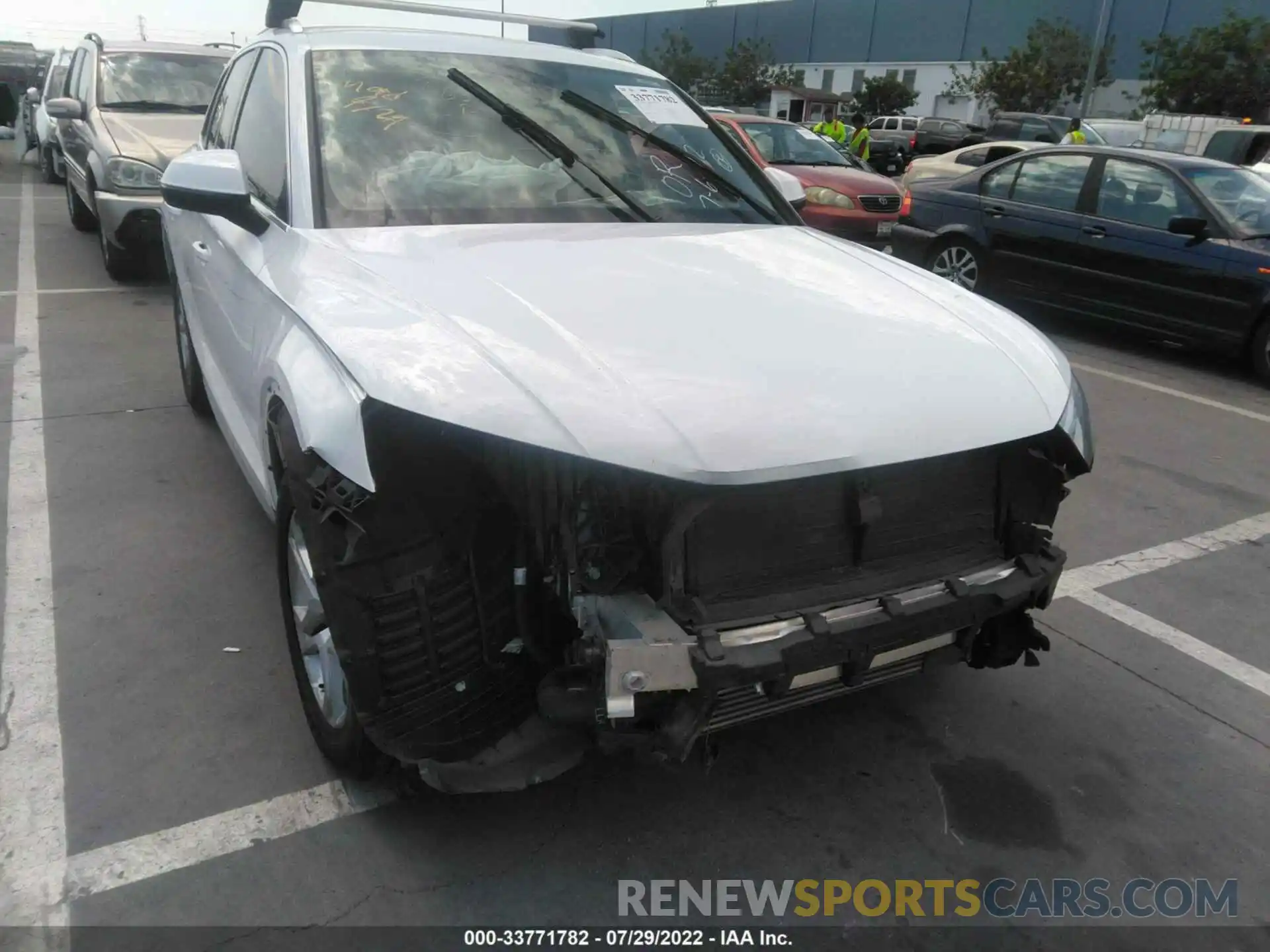 6 Photograph of a damaged car WA1ANAFY5K2073147 AUDI Q5 2019