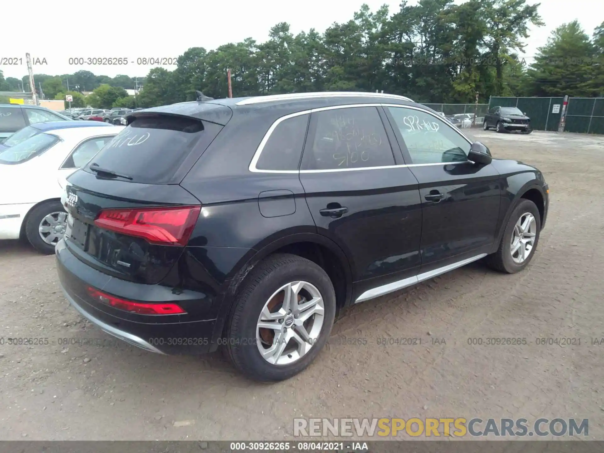 4 Фотография поврежденного автомобиля WA1ANAFY5K2073908 AUDI Q5 2019