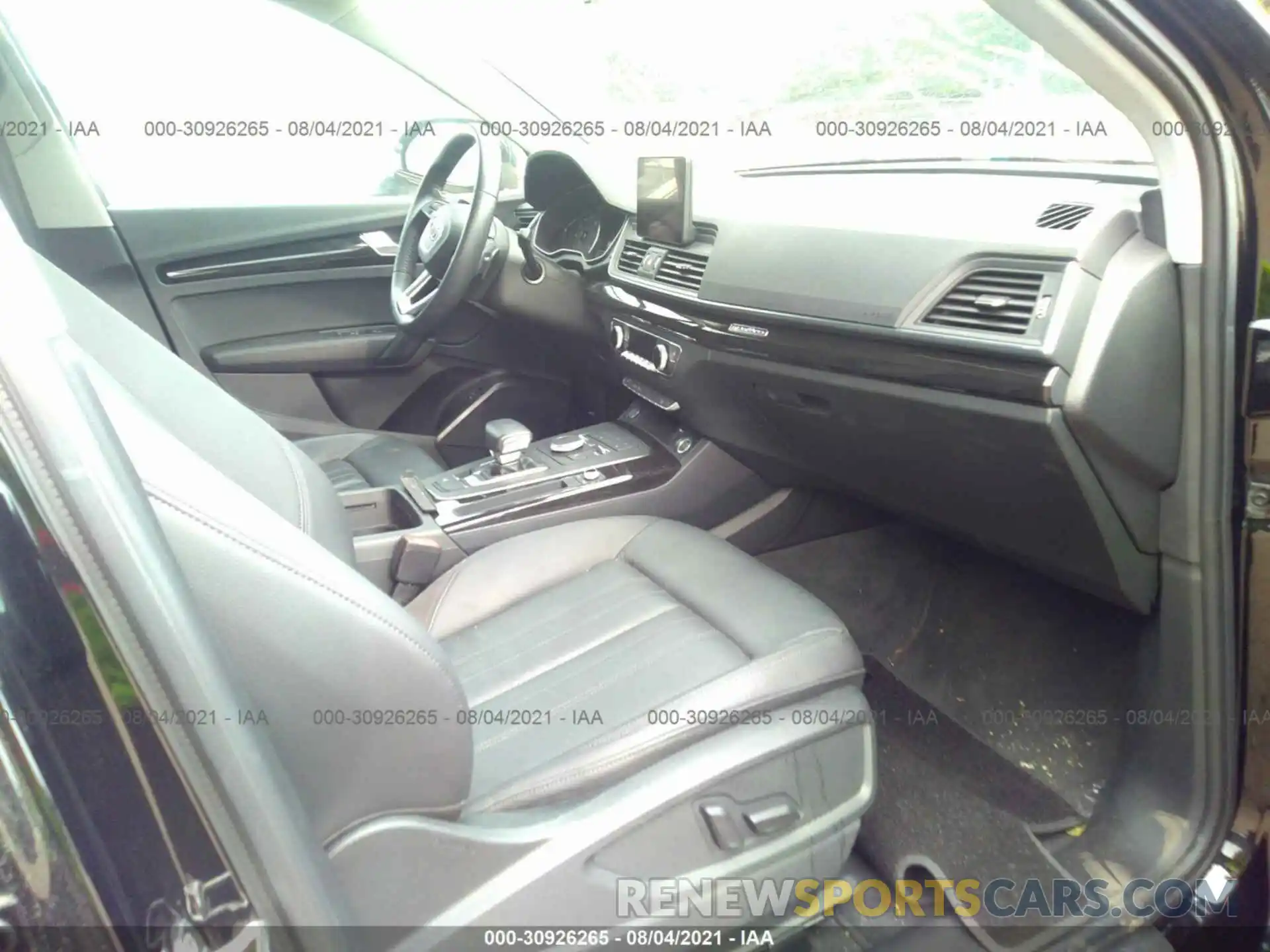 5 Photograph of a damaged car WA1ANAFY5K2073908 AUDI Q5 2019