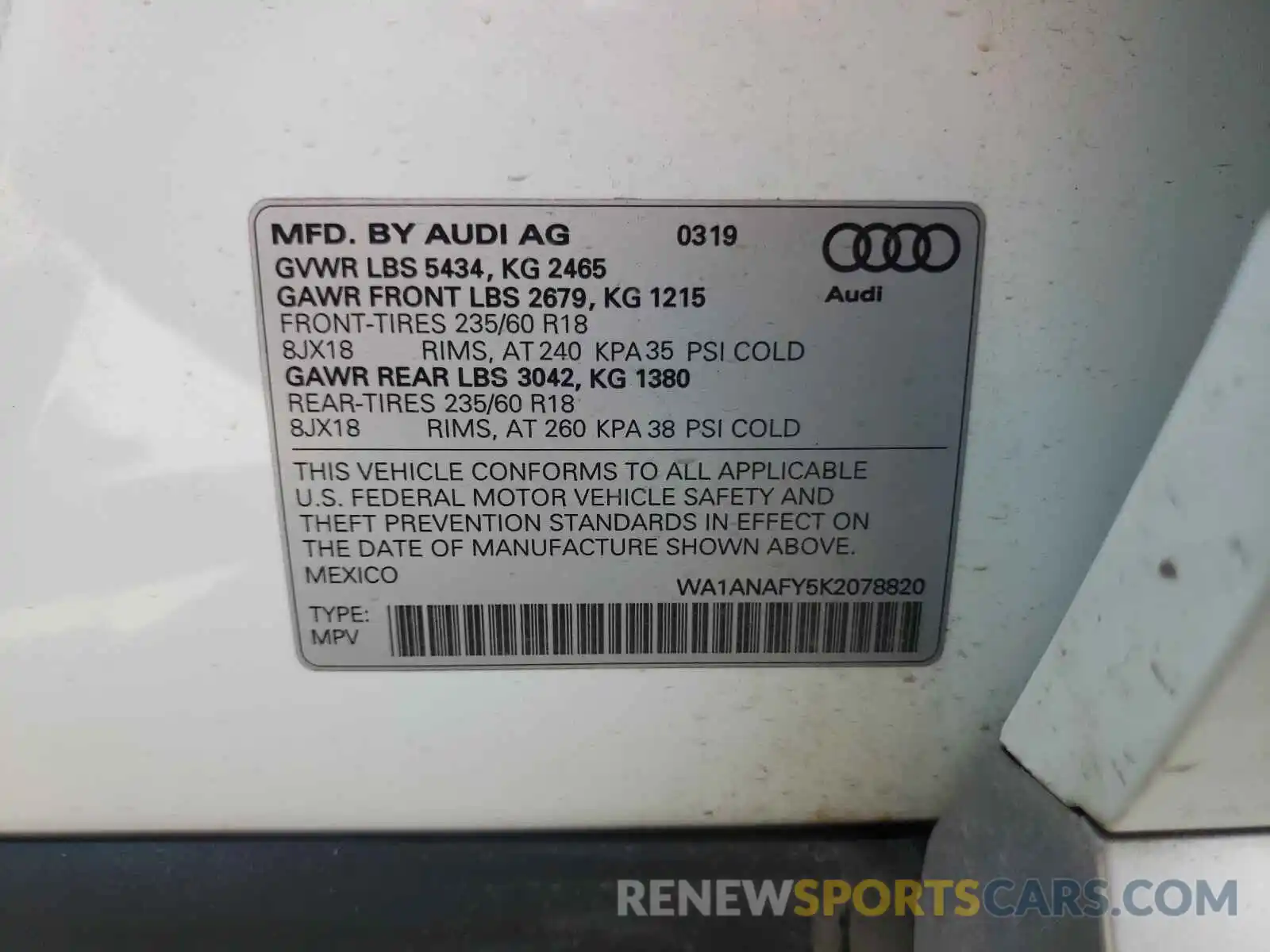 10 Photograph of a damaged car WA1ANAFY5K2078820 AUDI Q5 2019