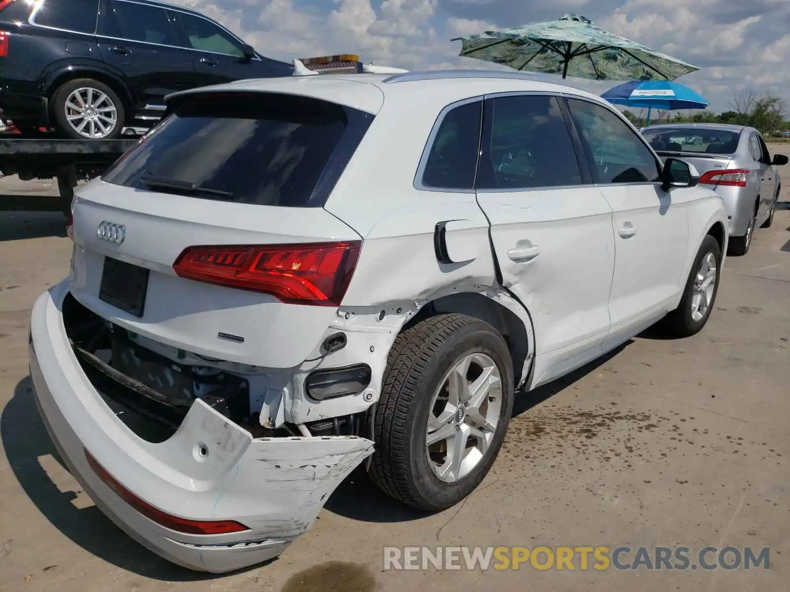 4 Photograph of a damaged car WA1ANAFY5K2078820 AUDI Q5 2019