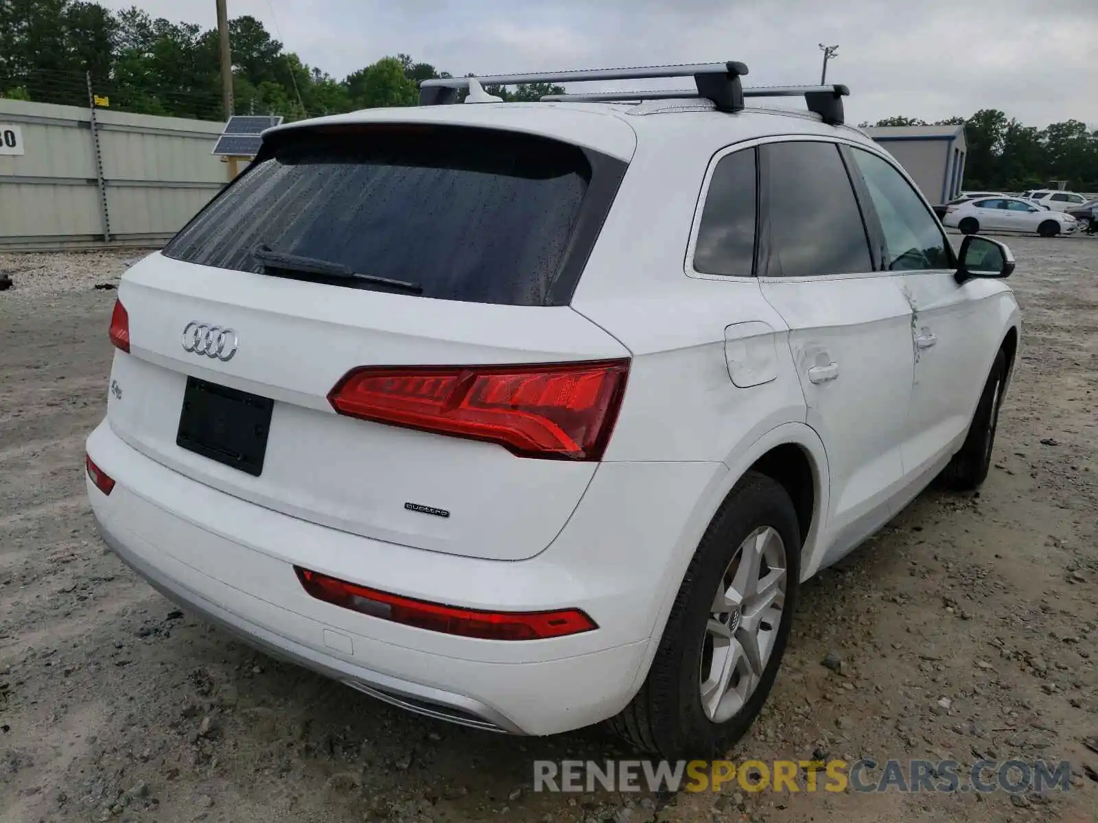 4 Фотография поврежденного автомобиля WA1ANAFY5K2079613 AUDI Q5 2019