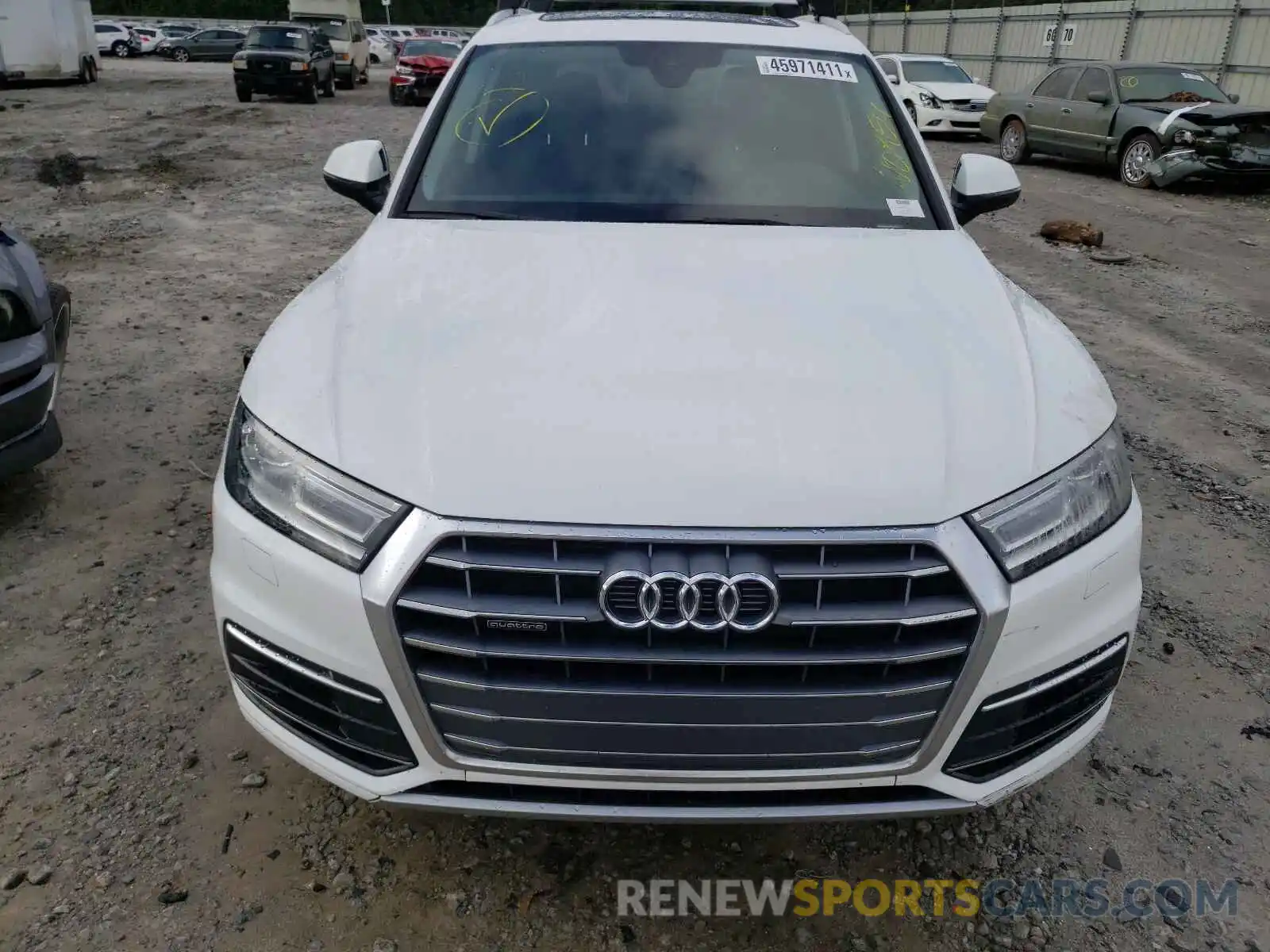 9 Фотография поврежденного автомобиля WA1ANAFY5K2079613 AUDI Q5 2019