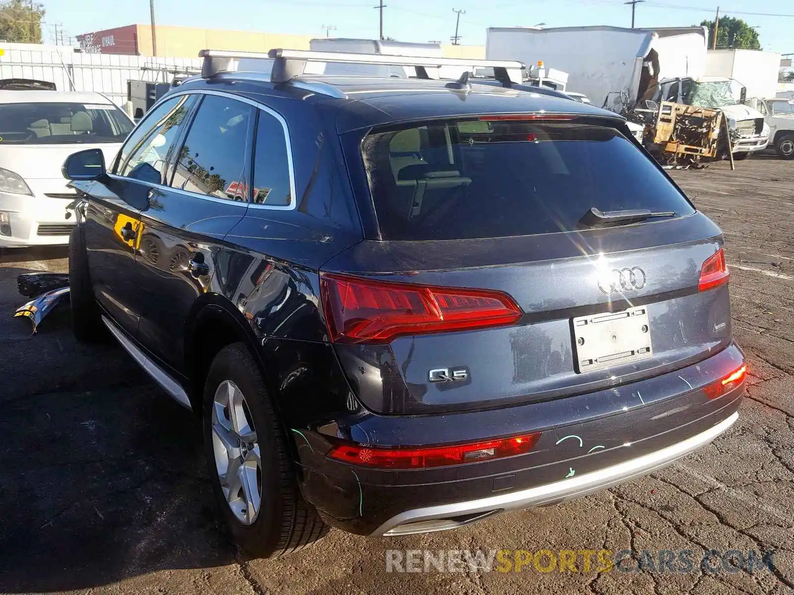 3 Photograph of a damaged car WA1ANAFY5K2080213 AUDI Q5 2019