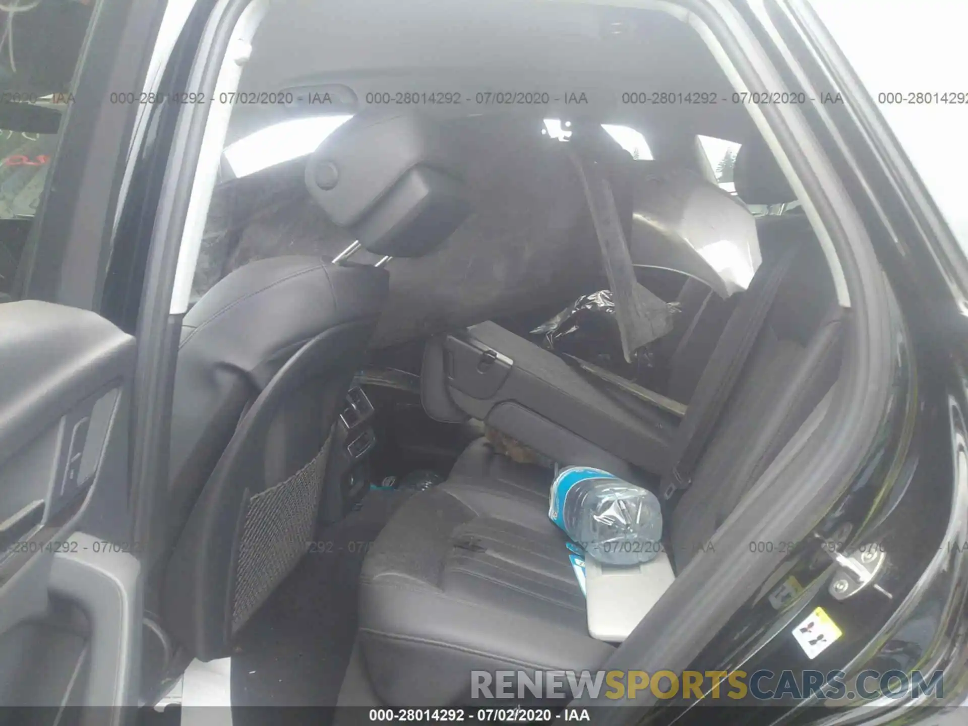 8 Photograph of a damaged car WA1ANAFY5K2107930 AUDI Q5 2019