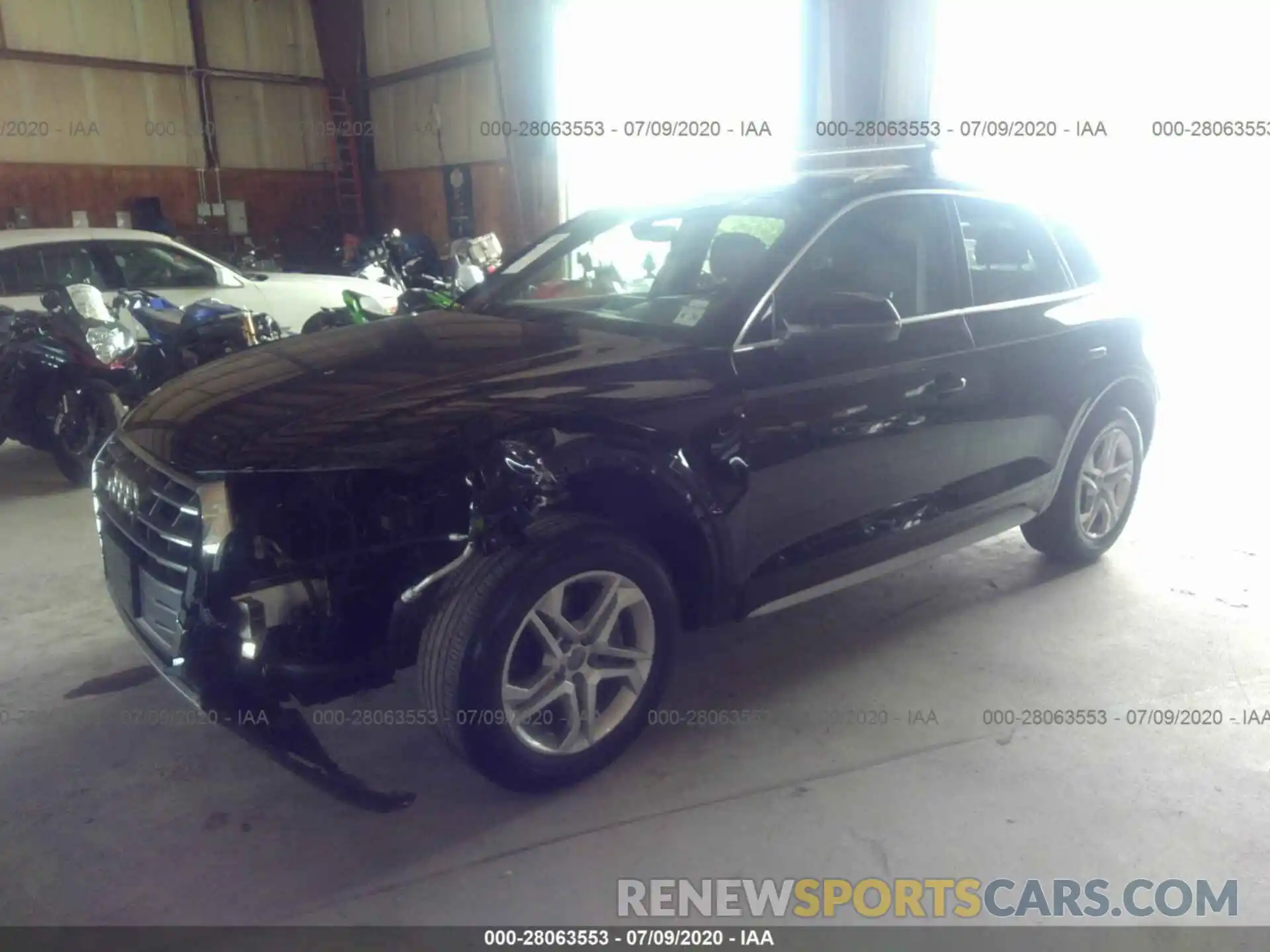 2 Photograph of a damaged car WA1ANAFY5K2110097 AUDI Q5 2019