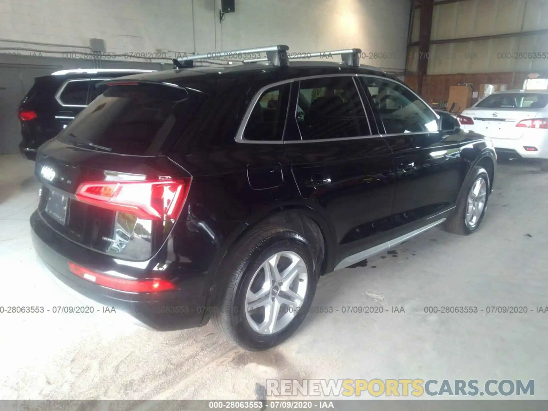 4 Photograph of a damaged car WA1ANAFY5K2110097 AUDI Q5 2019