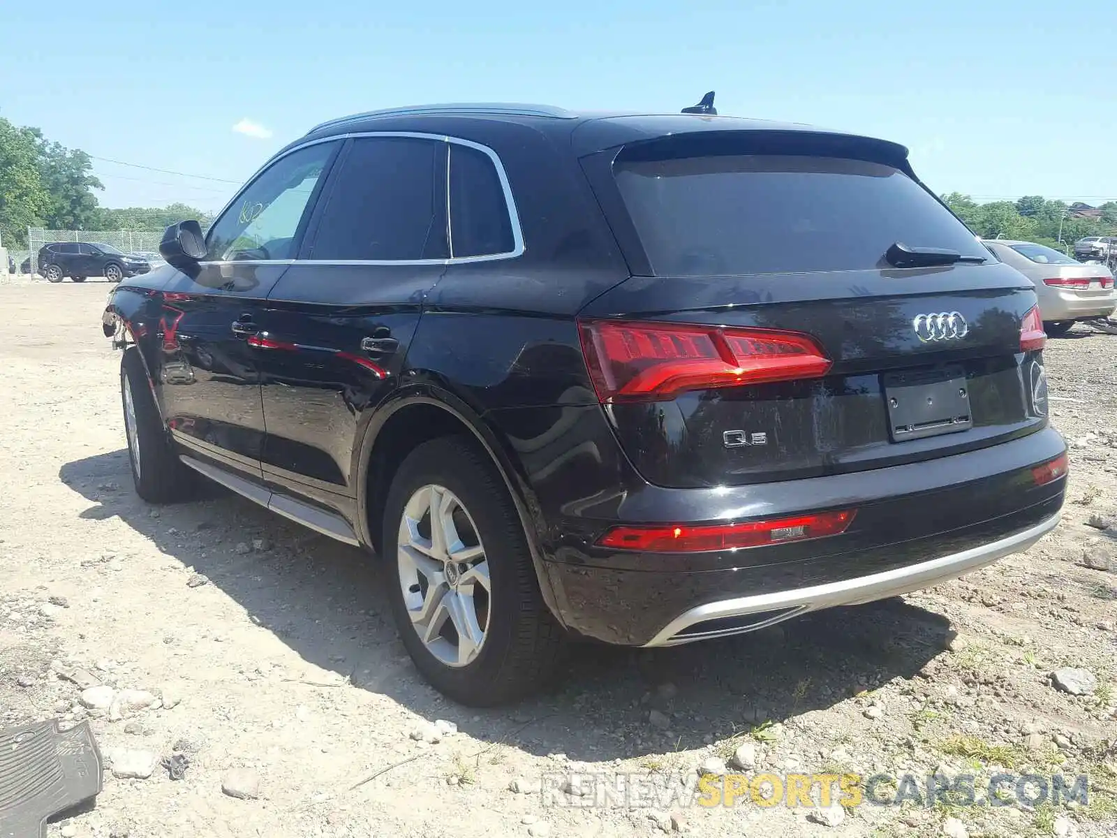 3 Фотография поврежденного автомобиля WA1ANAFY5K2121889 AUDI Q5 2019