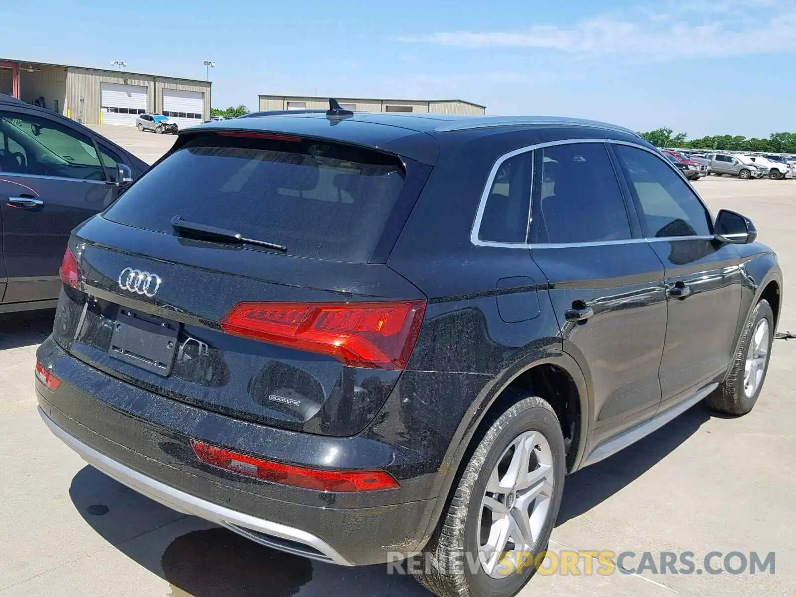 4 Фотография поврежденного автомобиля WA1ANAFY6K2045096 AUDI Q5 2019