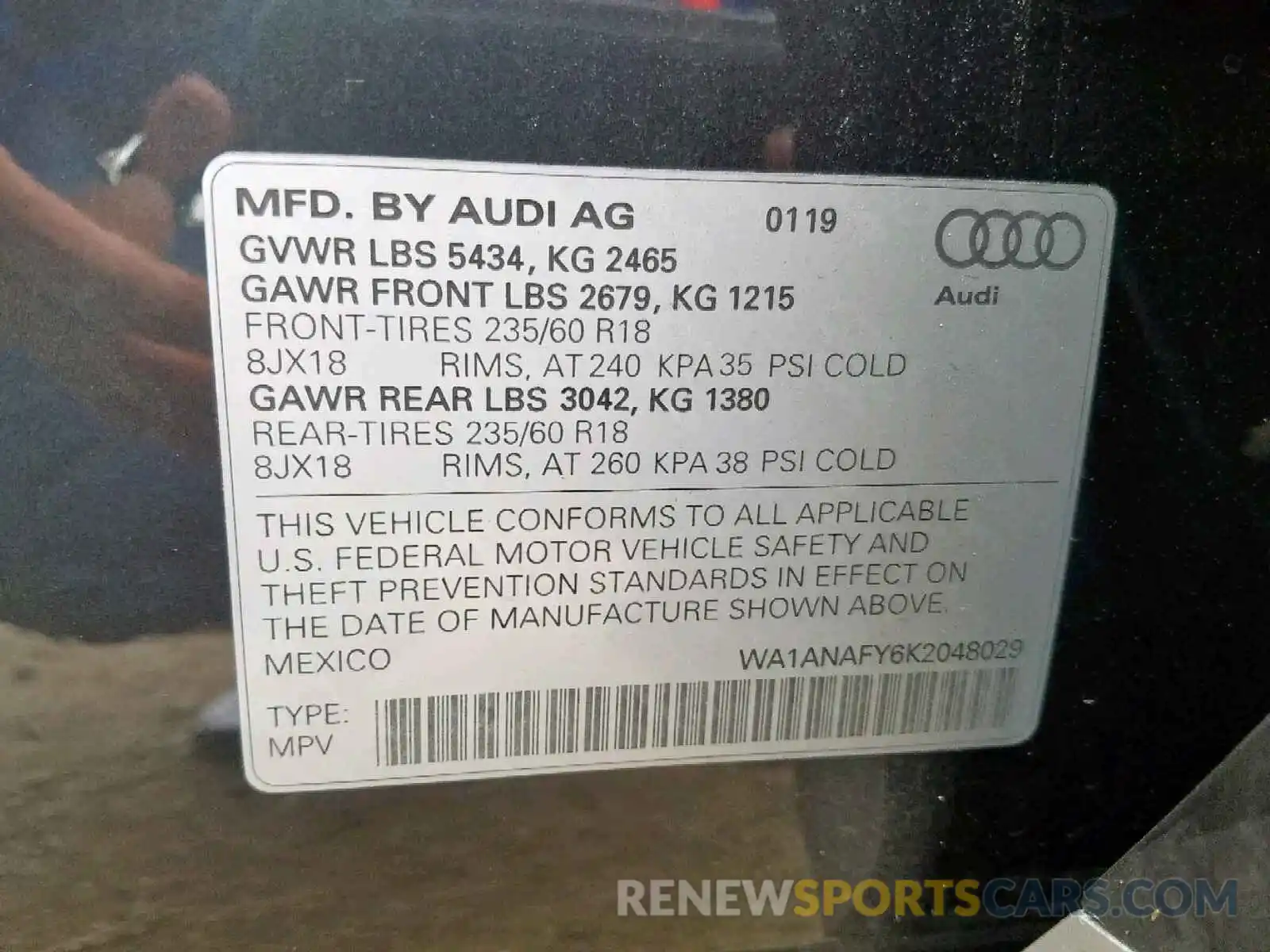 10 Photograph of a damaged car WA1ANAFY6K2048029 AUDI Q5 2019