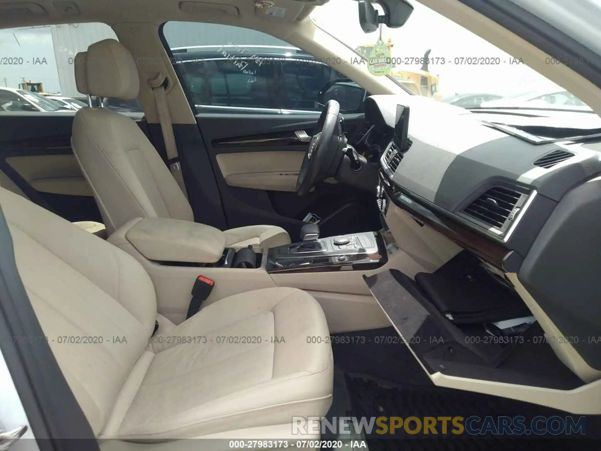 5 Photograph of a damaged car WA1ANAFY6K2051237 AUDI Q5 2019