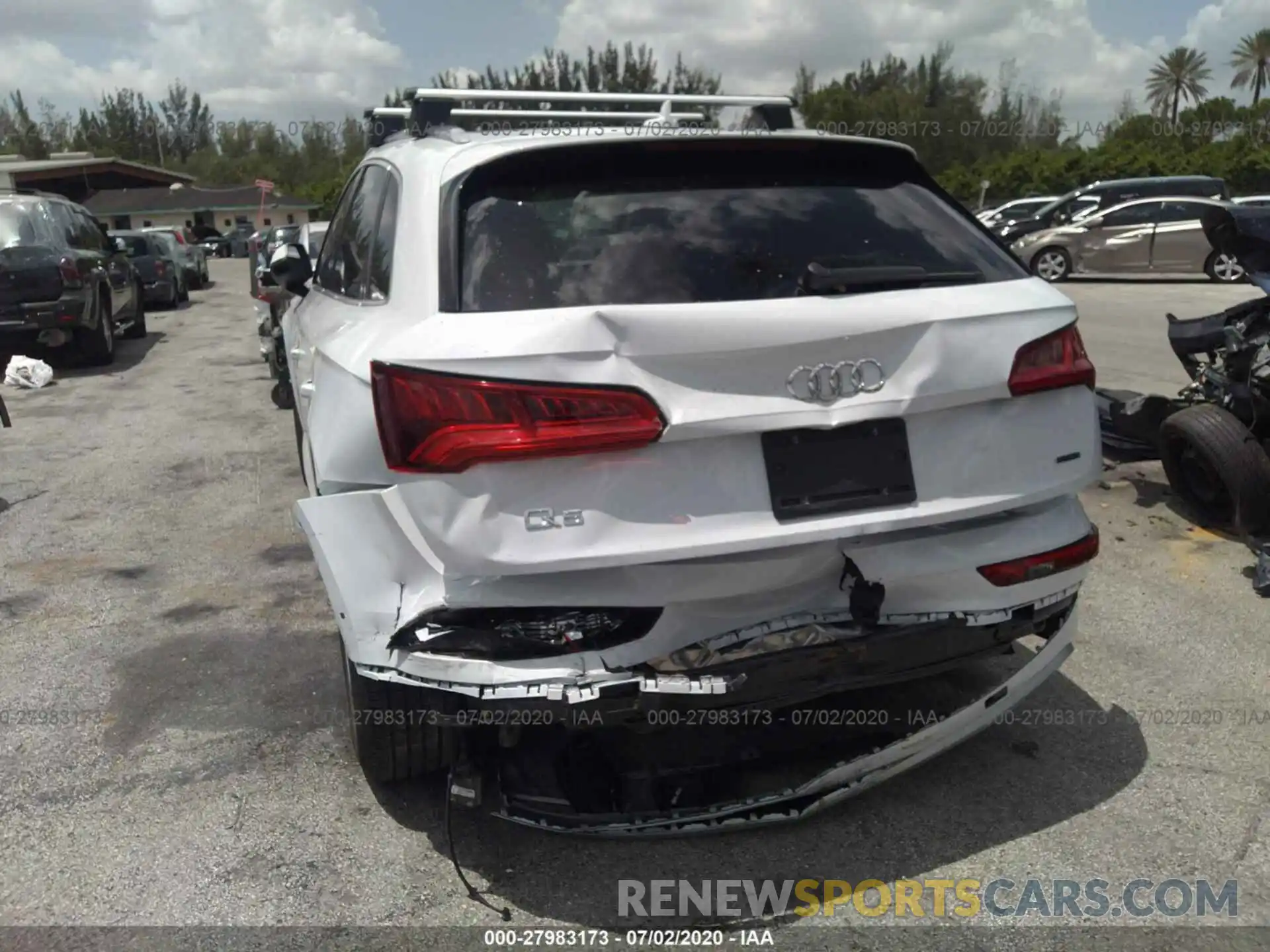 6 Photograph of a damaged car WA1ANAFY6K2051237 AUDI Q5 2019