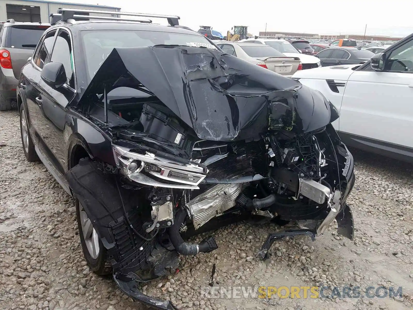 1 Фотография поврежденного автомобиля WA1ANAFY6K2056759 AUDI Q5 2019
