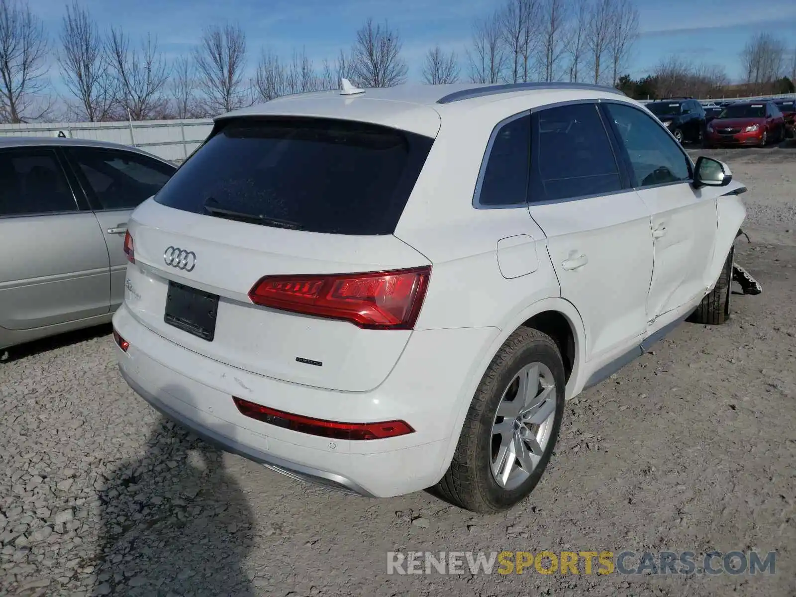 4 Фотография поврежденного автомобиля WA1ANAFY6K2059645 AUDI Q5 2019