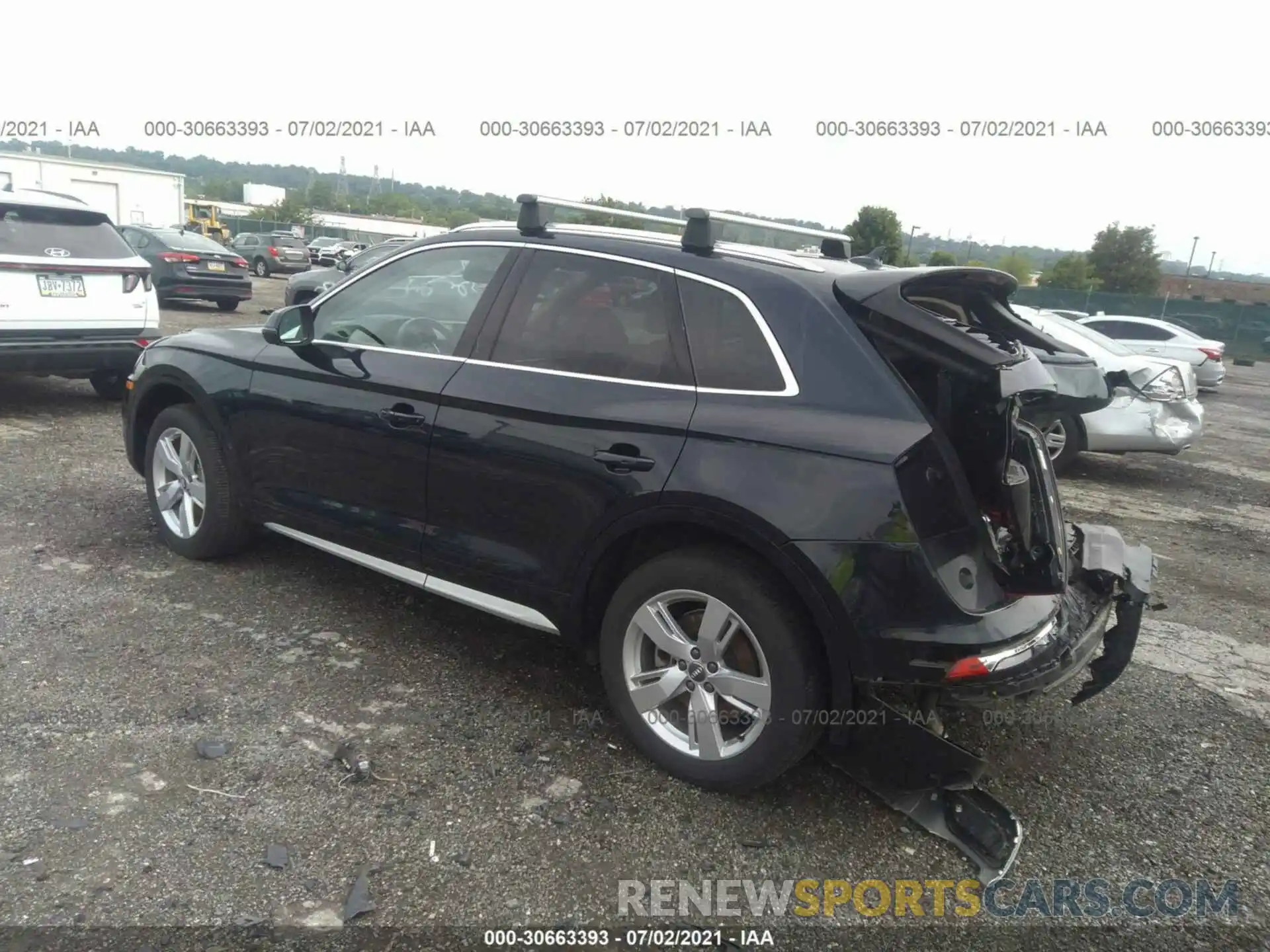 3 Фотография поврежденного автомобиля WA1ANAFY6K2075652 AUDI Q5 2019