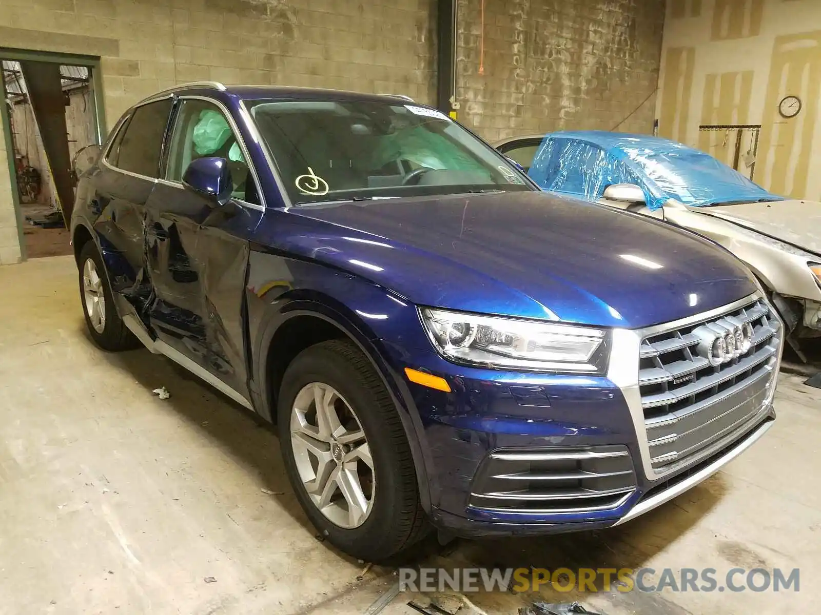 1 Photograph of a damaged car WA1ANAFY6K2082858 AUDI Q5 2019